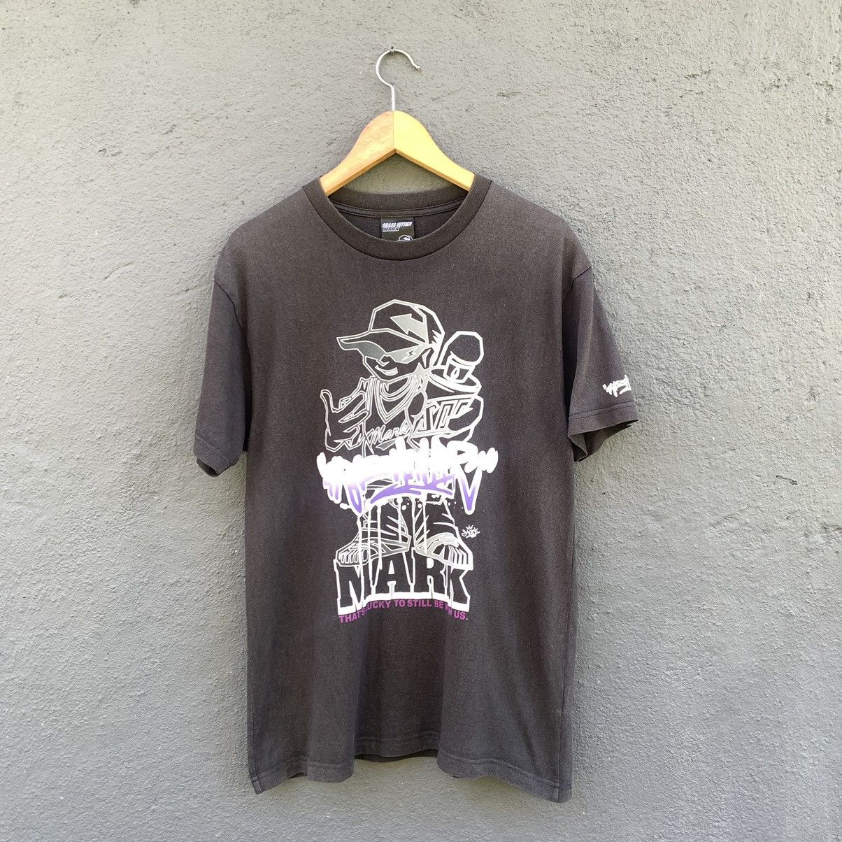 Vintage Thrashed Faded Vintage Grass Hither Mark Streetwear Tee Size US L / EU 52-54 / 3 - 1 Thumbnail
