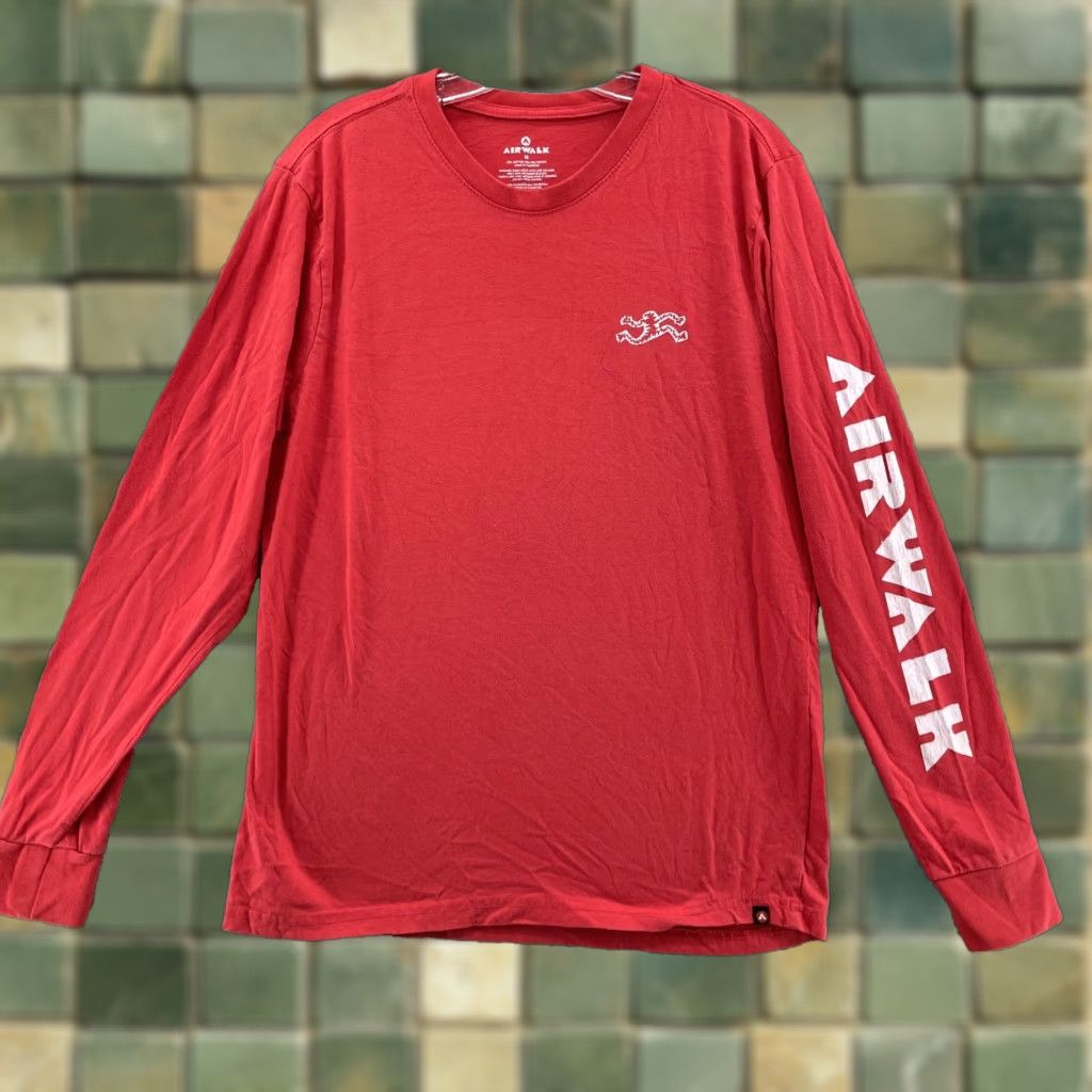 Airwalk Airwalk T-Shirt Mens M Skater Relaxed Surfer Rocker Streetwear Y2K Gorpcore Red Graphic Print Long Sleeve Crew Neck Licensed? Size US M / EU 48-50 / 2 - 1 Thumbnail