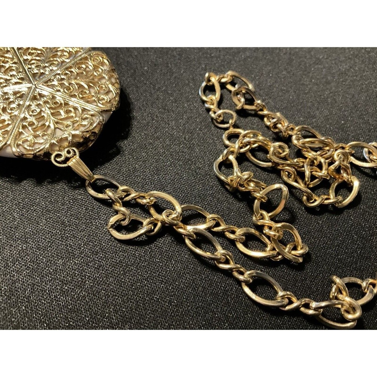 Other 16in Hand Painted Porcelain Gold Tone Necklace Size ONE SIZE - 6 Thumbnail