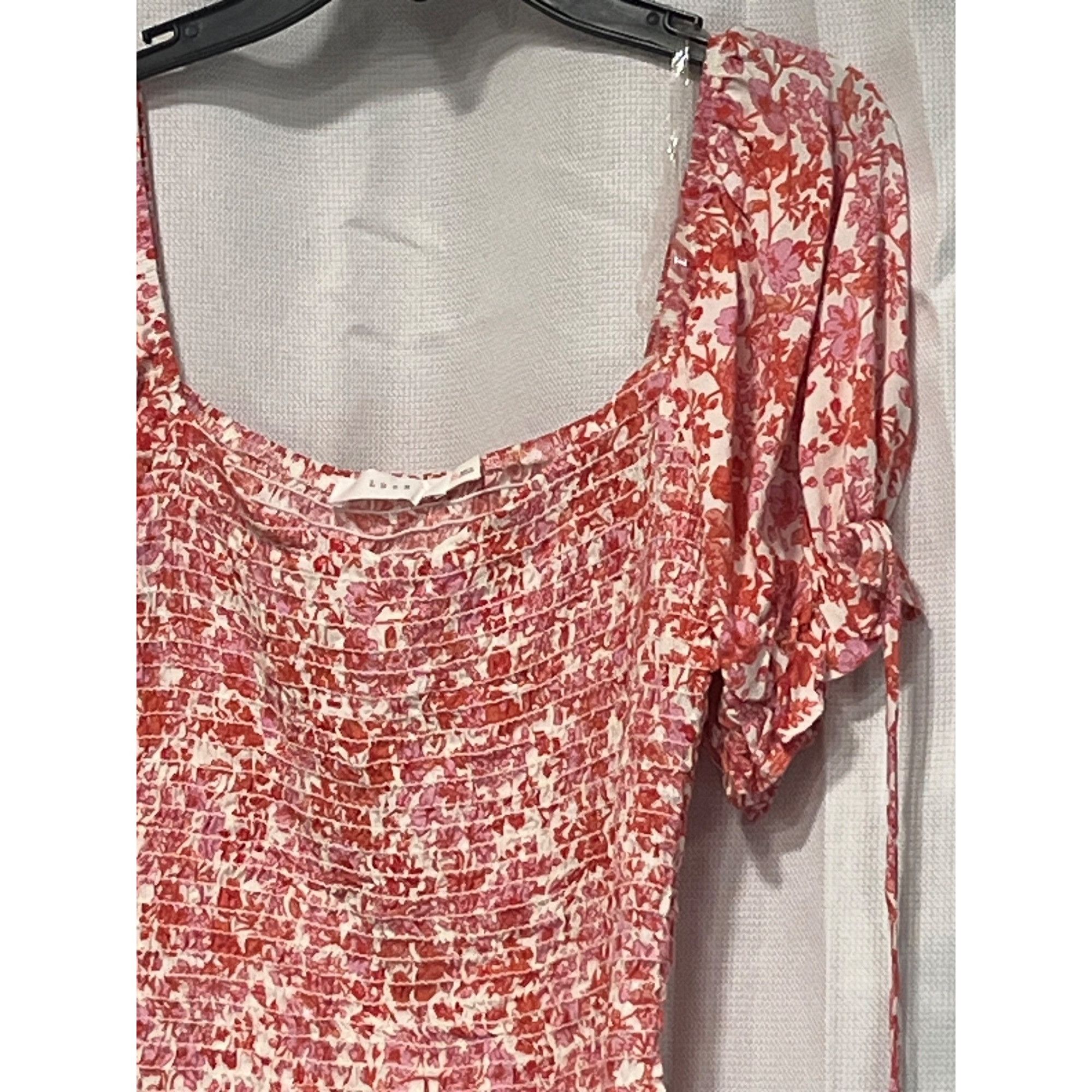 Other Lush Women’s Smocked Bodice Tie-sleeve Printed Blouse, Cream Size XS / US 0-2 / IT 36-38 - 10 Thumbnail