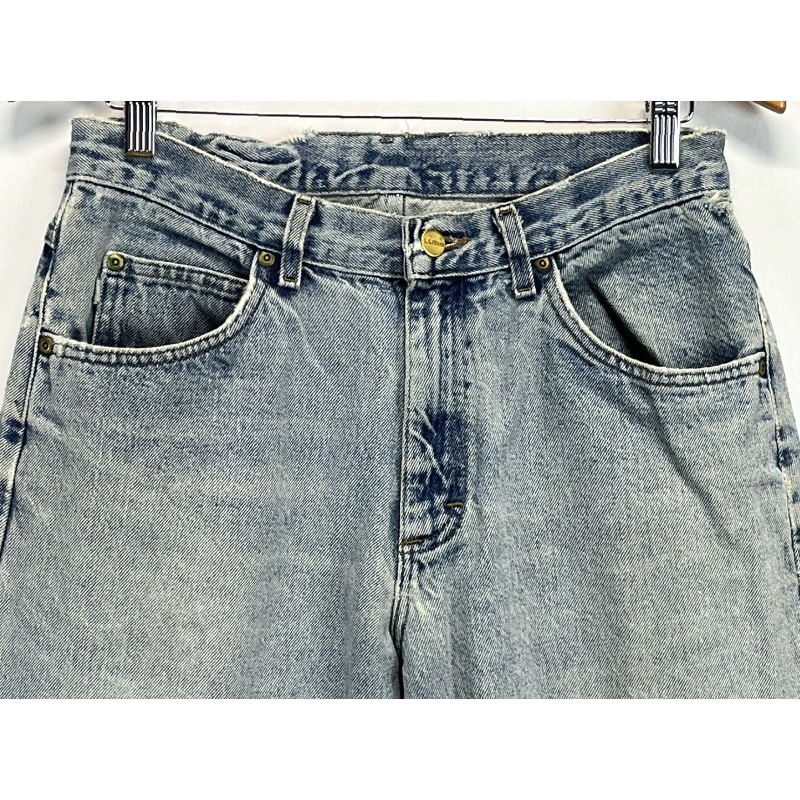 Vintage Vintage L.L. Bean Jeans 31x30 Sz Thrashed Distressed Men’s Relaxed Fit Double L Cotton Blue Jeans Tapered Distressed Features 31 30 Regular Inseam 30 Size US 31 - 2 Thumbnail