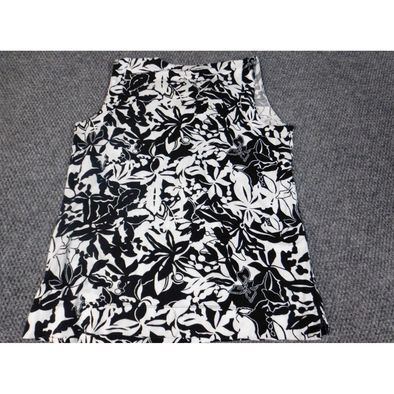 Jones New York Jones New York Blouse Shirt Womens L Black Floral Sleeveless V-Neck Pullover Cap Sleeve Classic 100% Cotton Rayon Breathable Casual Size L / US 10 / IT 46 - 6 Thumbnail