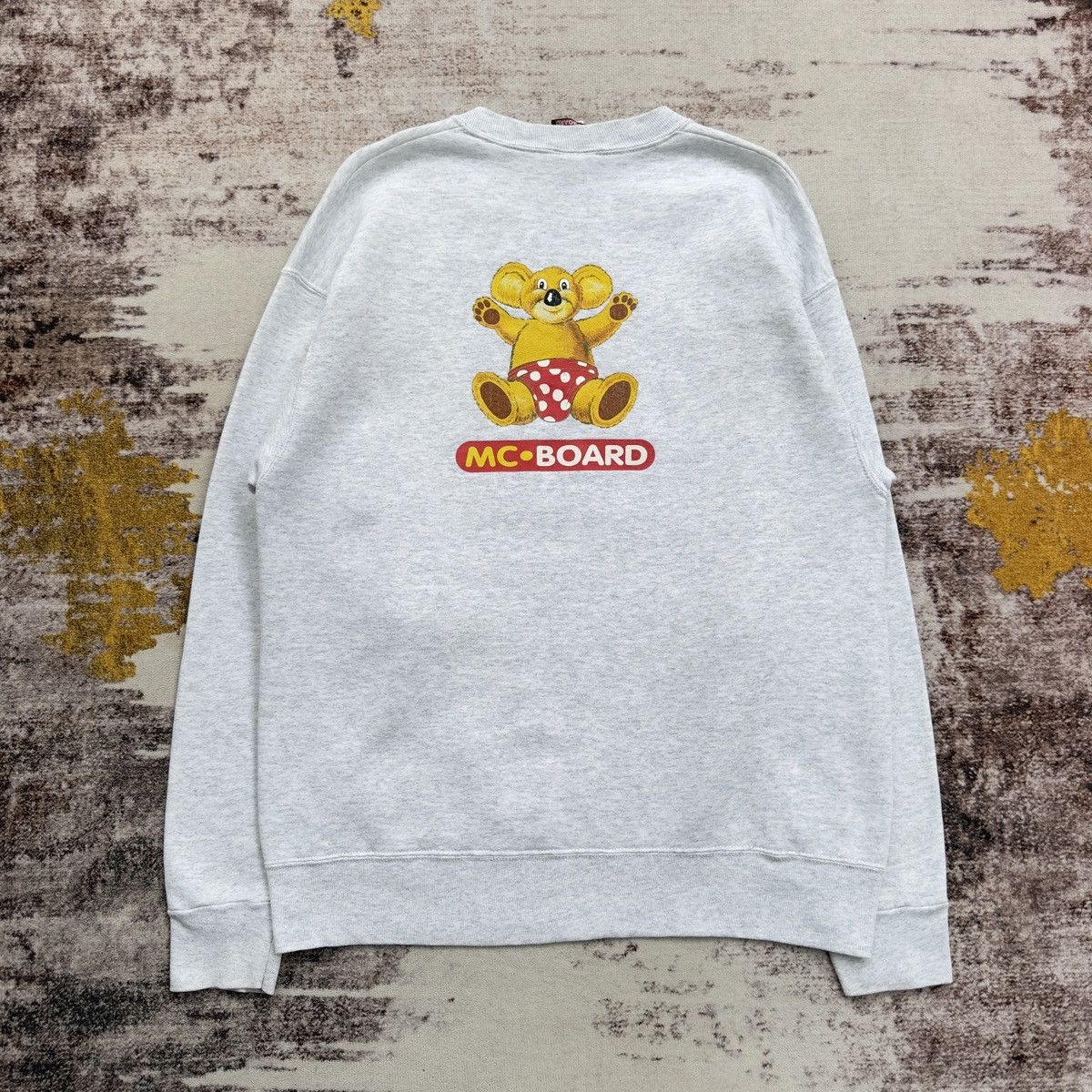 Fruit Of The Loom VINTAGE 90’s MC•BOARD ONE BEAR ONE WORLD CREWNECK SWEATSHIRT Size US L / EU 52-54 / 3 - 2 Thumbnail