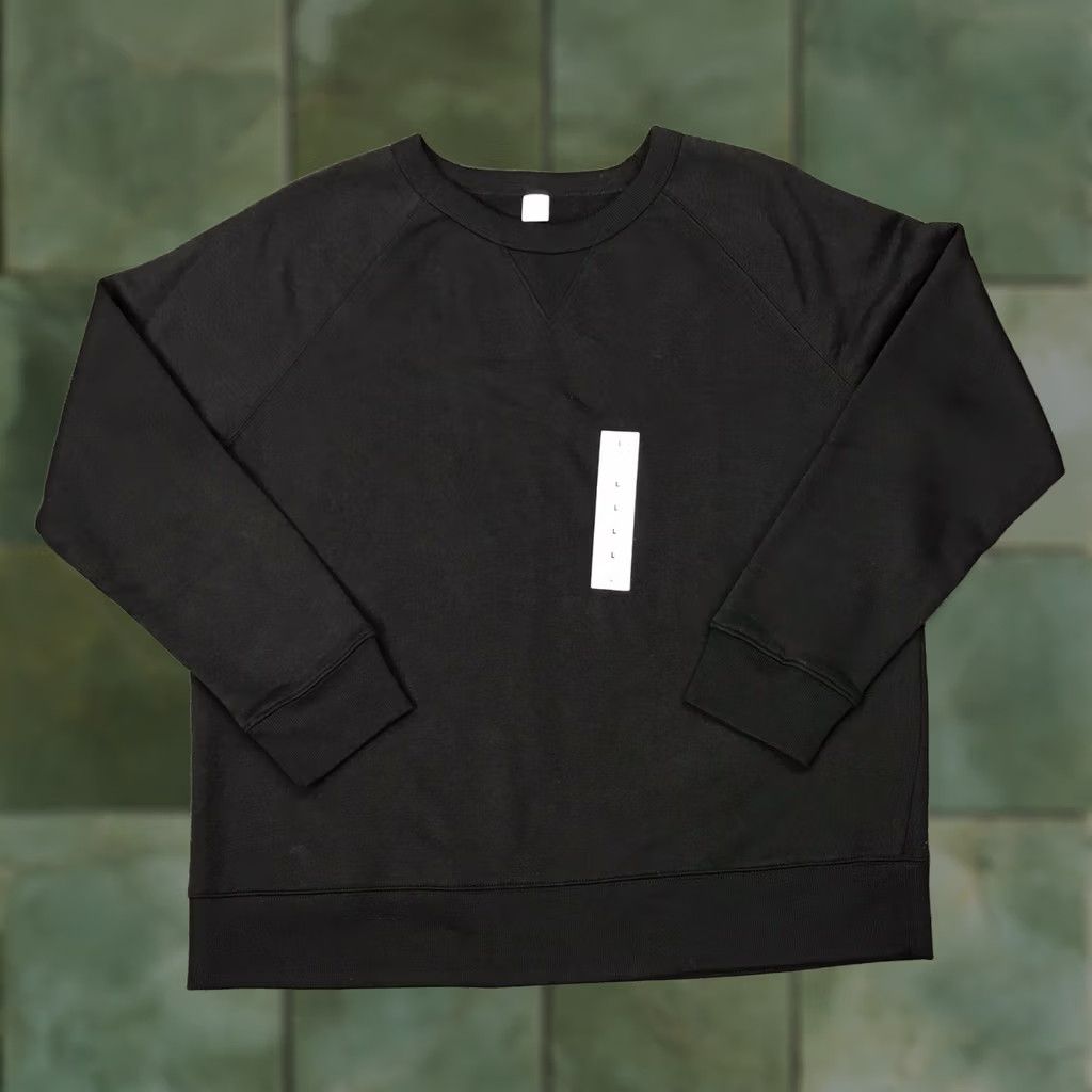 Old Navy VINTAGE NWOT Old Navy Women's Black Crewneck Sweatshirt Large Gusset Style Pullover Size L / US 10 / IT 46 - 1 Thumbnail