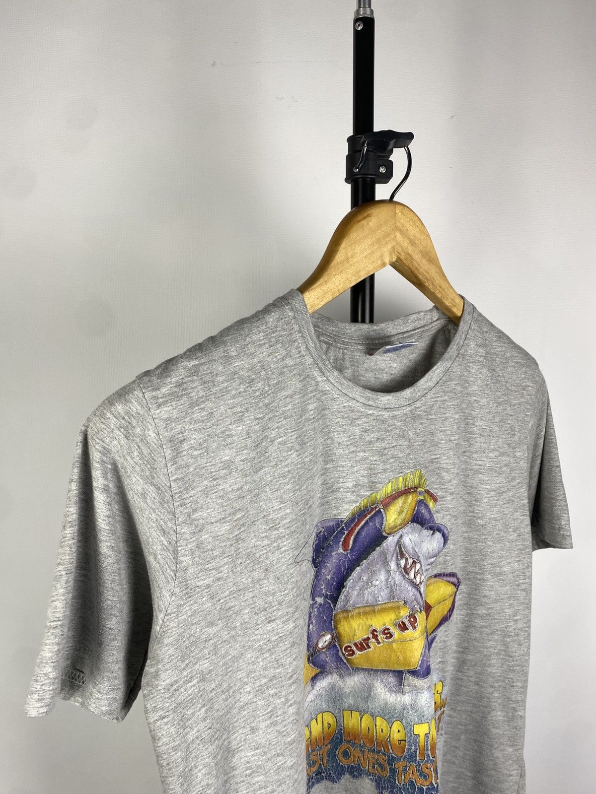 Vintage Vintage 90s Humor Shark Sex Porn Surf T-shirt Size US XS / EU 42 / 0 - 4 Thumbnail