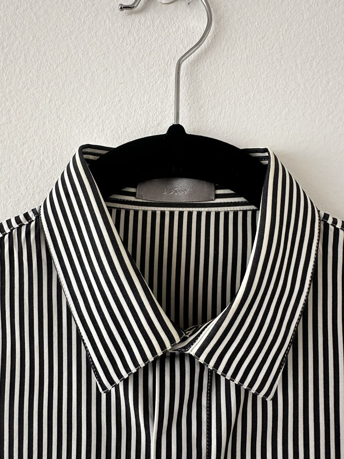 Dior FW06 B&W Striped Cotton Poplin Shirt Bee Embroidery sz 37 Size US S / EU 44-46 / 1 - 2 Thumbnail