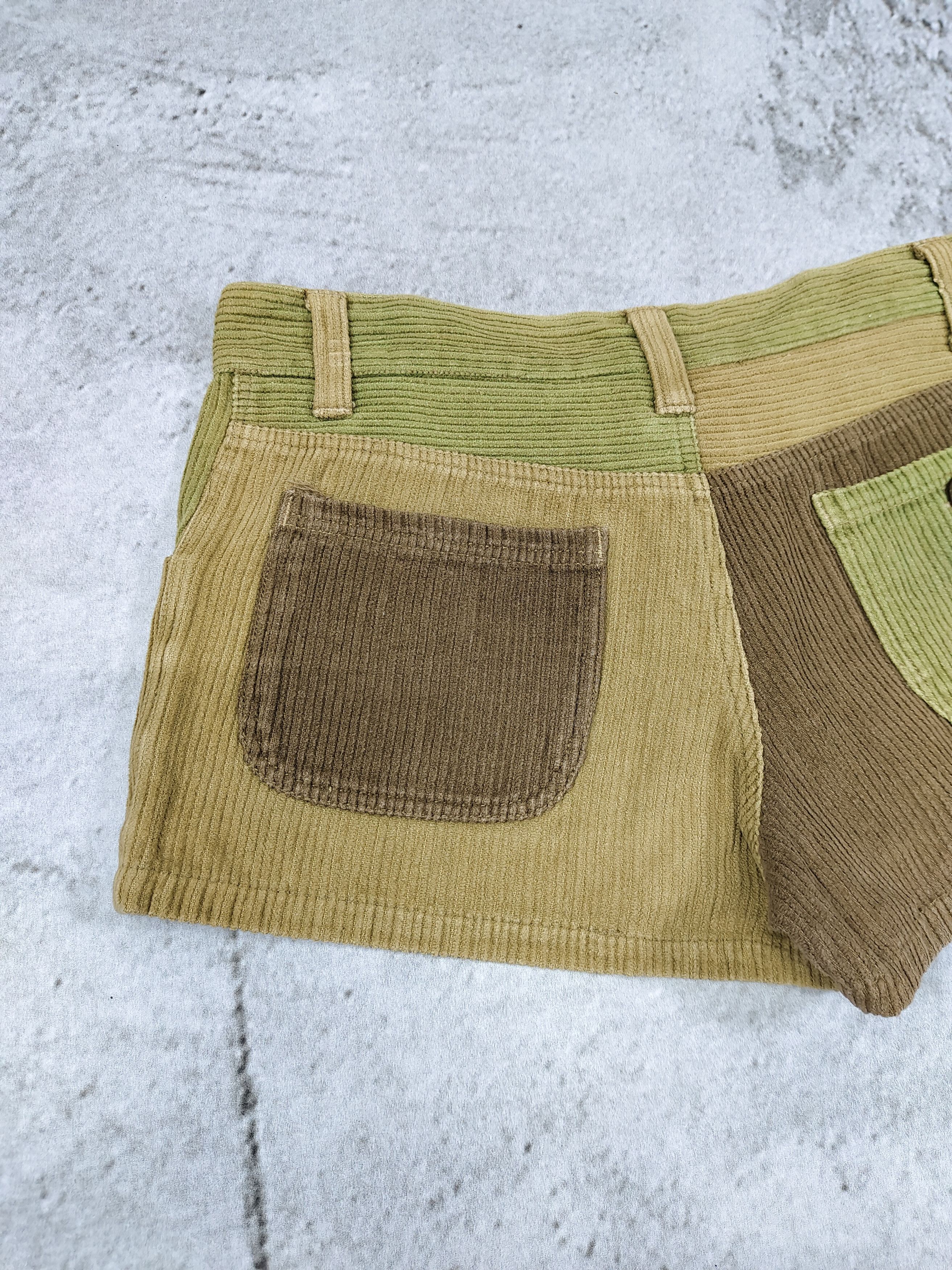 Japanese Brand Amina🇯🇵 Y2K Mori Girl Corduroy Patchwork Mini Shorts Size 30" / US 8 / IT 44 - 7 Thumbnail