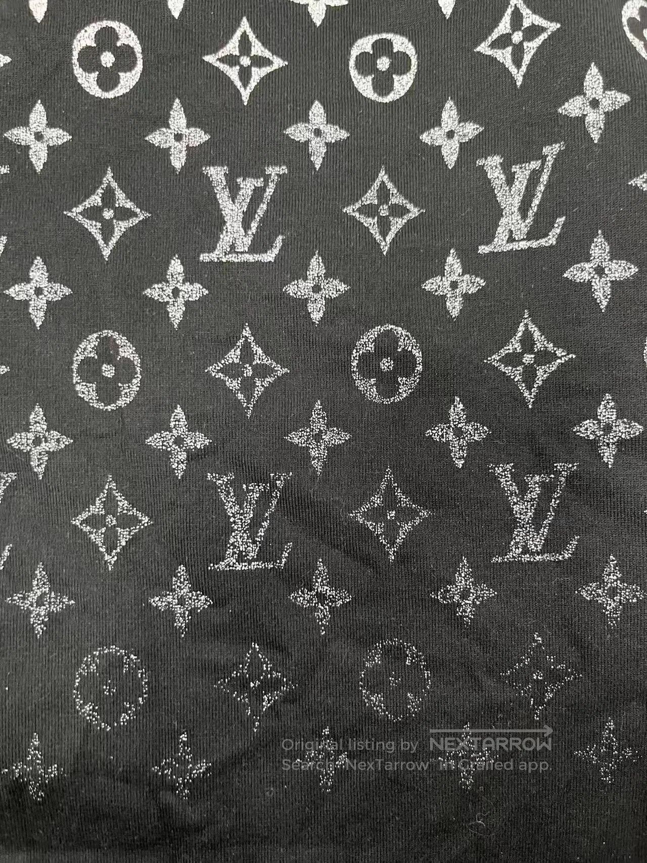 Louis Vuitton Louis Vuitton Ombre Logo Crewneck T-Shirt. Size US S / EU 44-46 / 1 - 3 Thumbnail