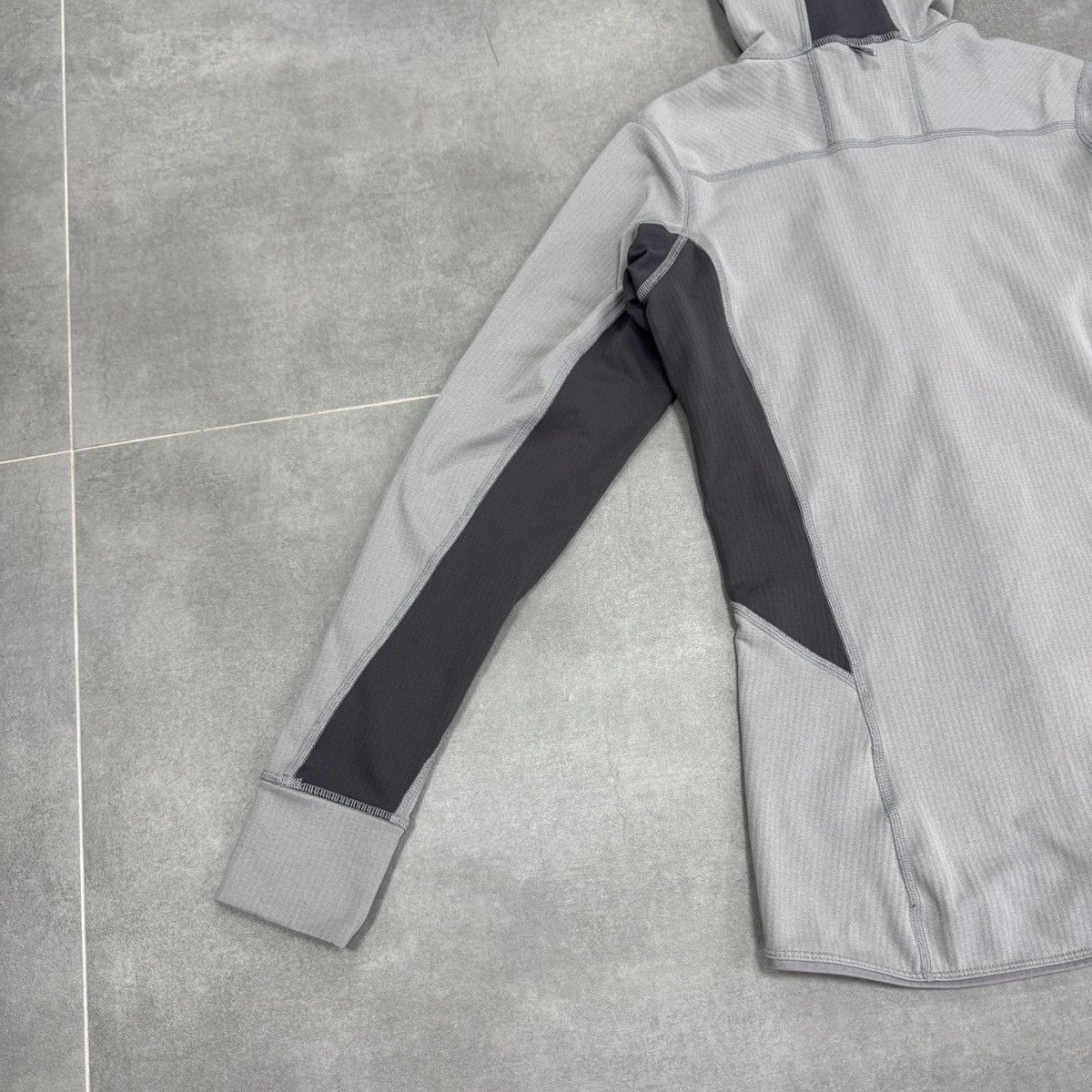 Haglofs Haglofs L.I.M. Mid Comp Lightweight Hoodie Women Size S Size S / US 4 / IT 40 - 19 Thumbnail