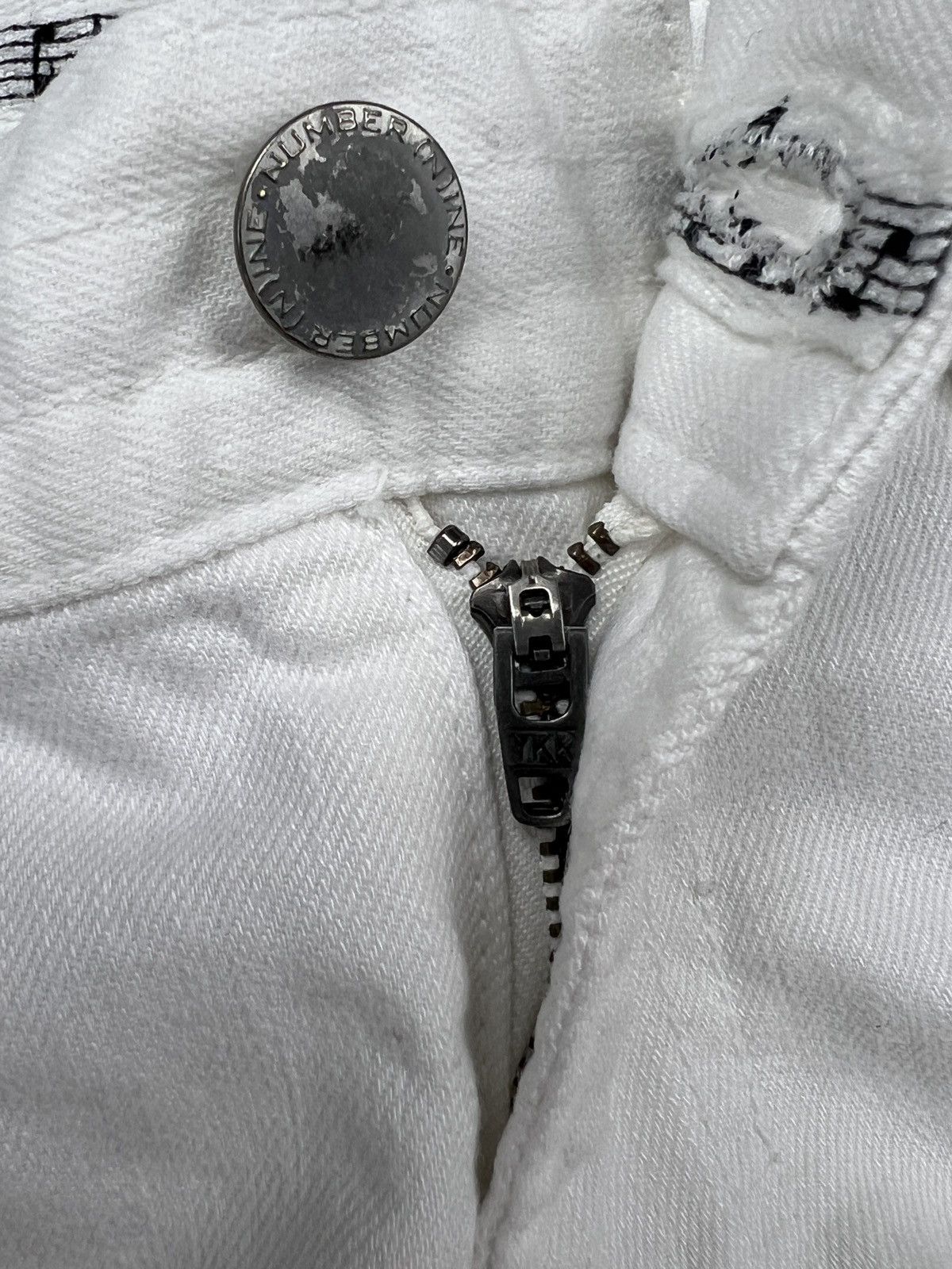 Number (N)ine Number (N)ine Music Note Distressed Denim Size US 32 / EU 48 - 18 Thumbnail