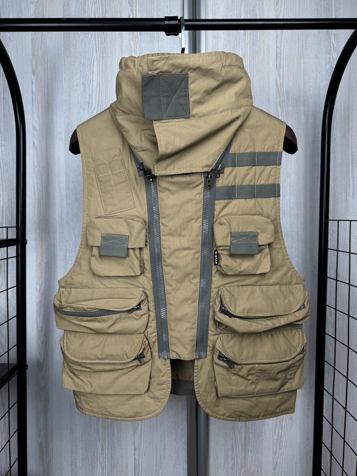 G-Star G-Star Raw E 3D Multi Pockets Poplin Vest Sand Beige Size US S / EU 44-46 / 1 - 2 Thumbnail