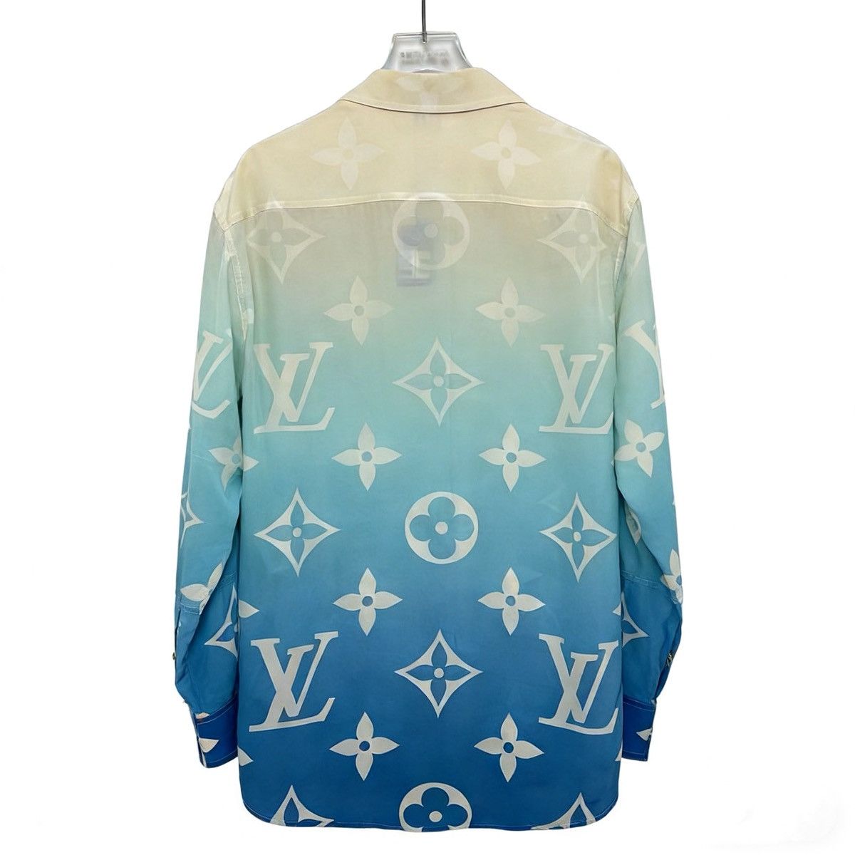 Louis Vuitton Louis Vuitton Gradient Silk Long Sleeve Shirt K26WX Size XS / US 0-2 / IT 36-38 - 2 Thumbnail