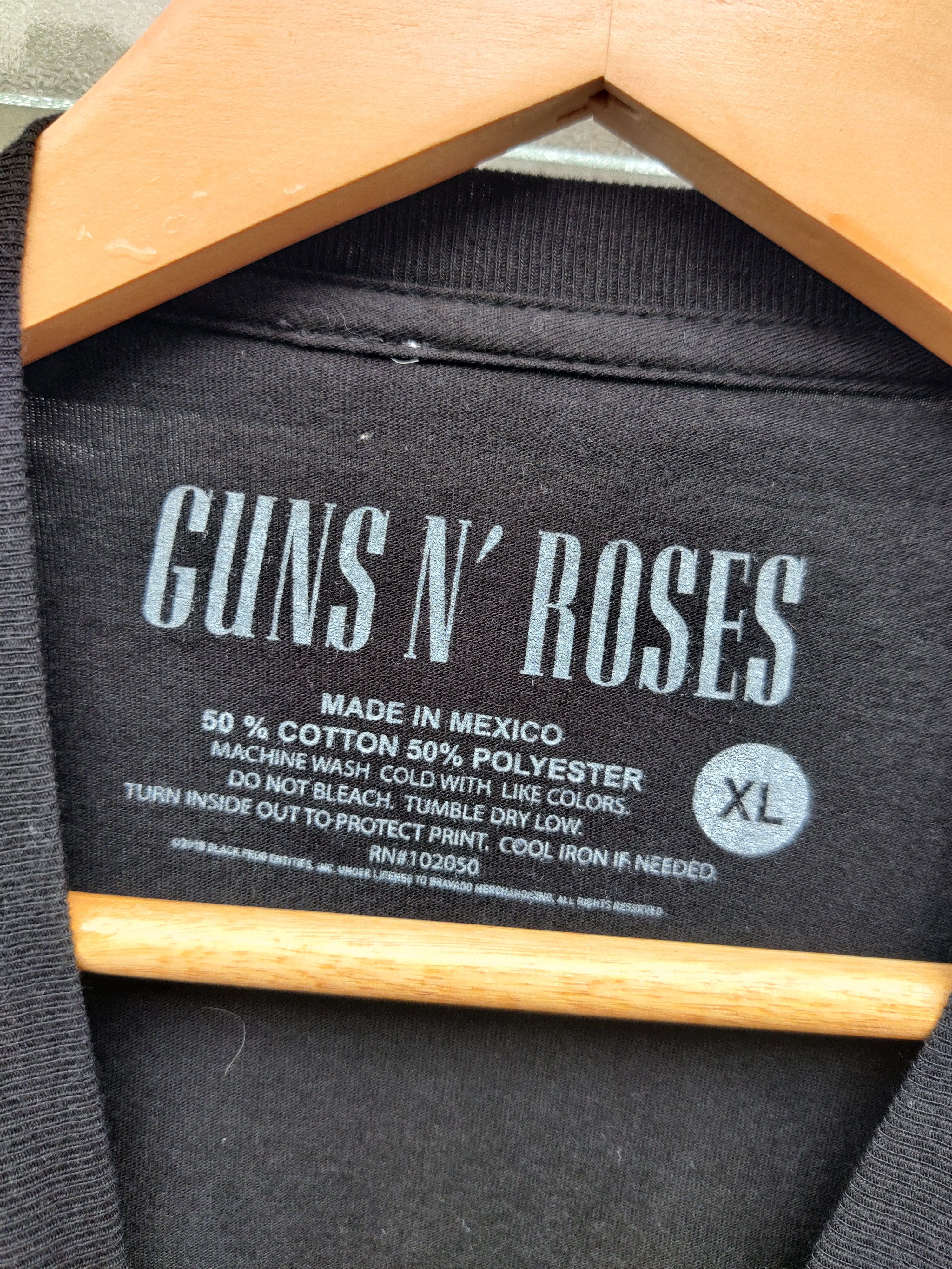 Band Tees Vintage Gun N' Roses Sleeveless Rock Band Shirt Size US XL / EU 56 / 4 - 9 Thumbnail