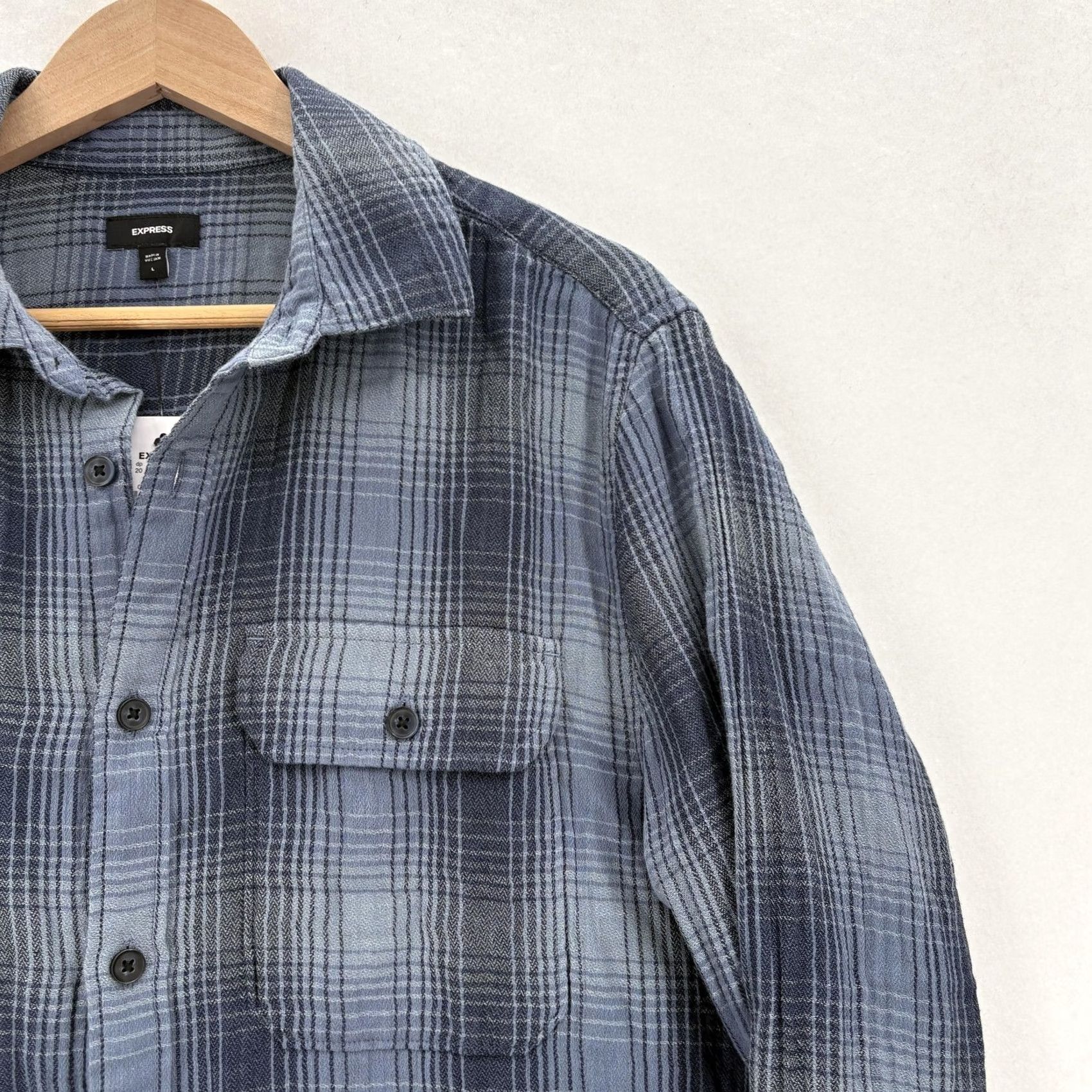 Express Express Shirt Mens Large Blue Plaid Long Sleeve Button Up Casual Cotton Preppy Size US L / EU 52-54 / 3 - 2 Thumbnail