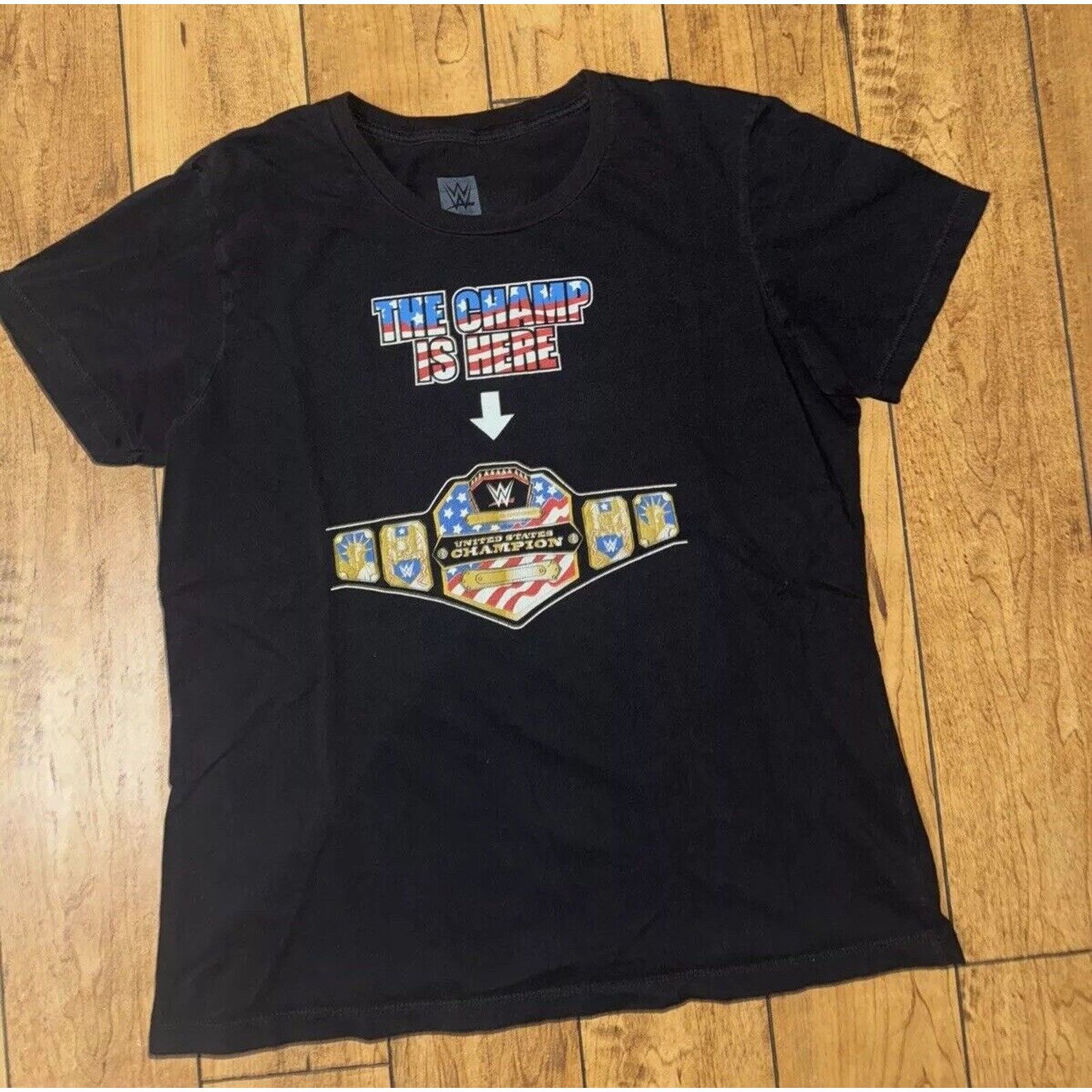 WWE × WWF Women’s WWE United States Champion T-Shirt Black 2XL 19x25 Size XXL / US 16-18 / IT 52-54 - 1 Thumbnail
