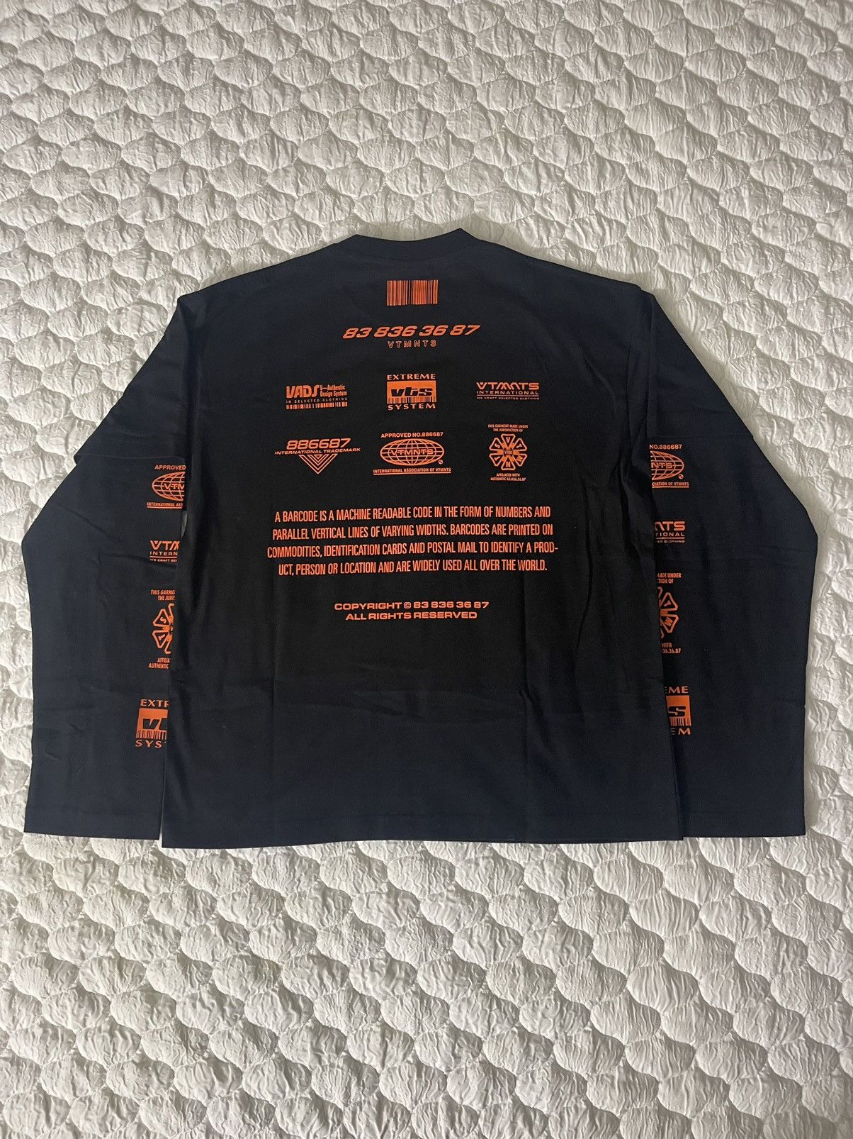 VTMNTS × Vetements VTMNTS Vetements barcode definition longsleeve oversized Size US XS / EU 42 / 0 - 2 Thumbnail
