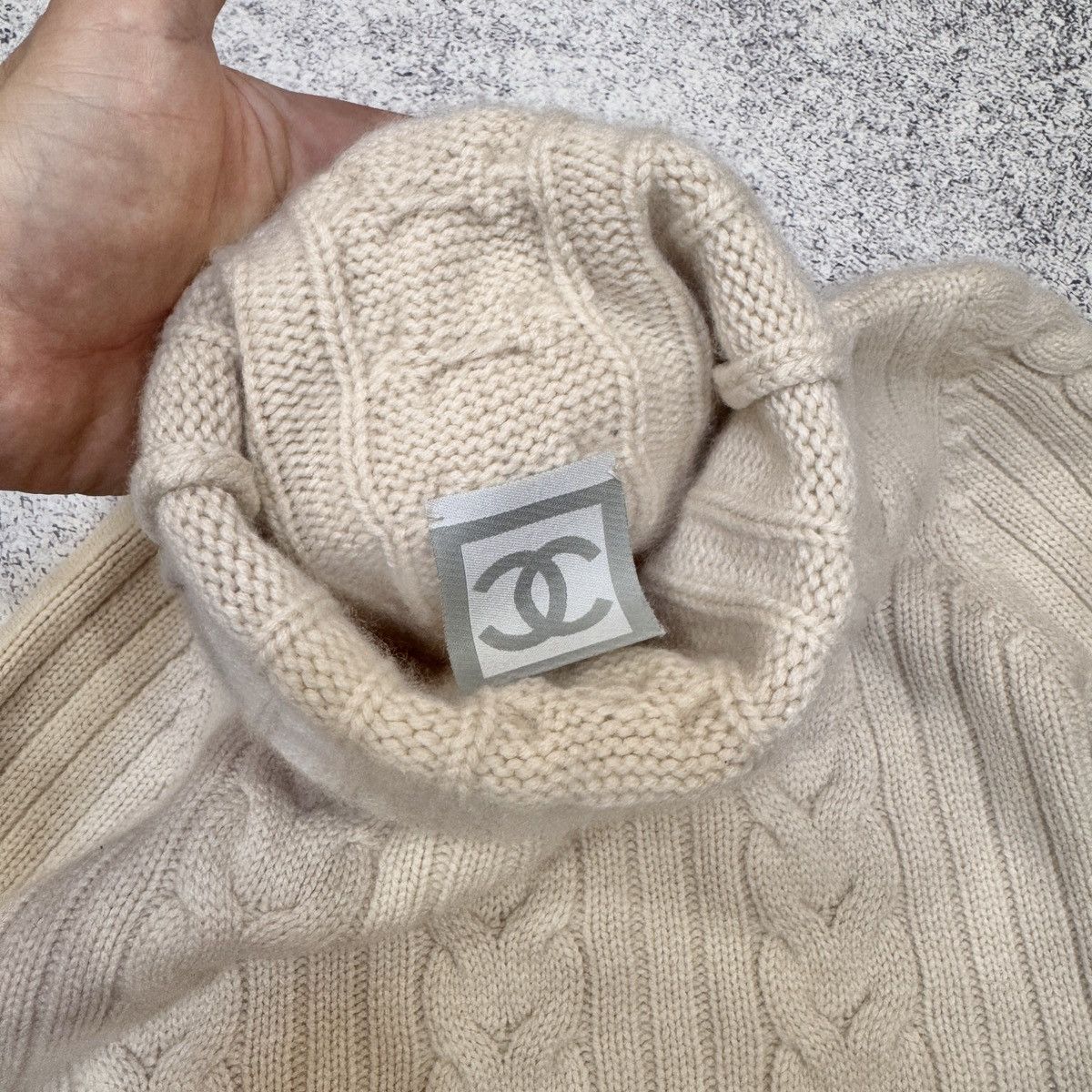 Chanel Chanel Beige Knitted High Neck Cashmere Sweater M size 38 Size S / US 4 / IT 40 - 6 Thumbnail