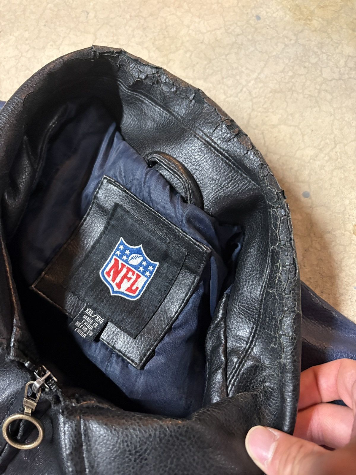 NFL Vintage 00’s Chicago Bears NFL Leather Jacket Navy Size XXL Size US XXL / EU 58 / 5 - 11 Thumbnail