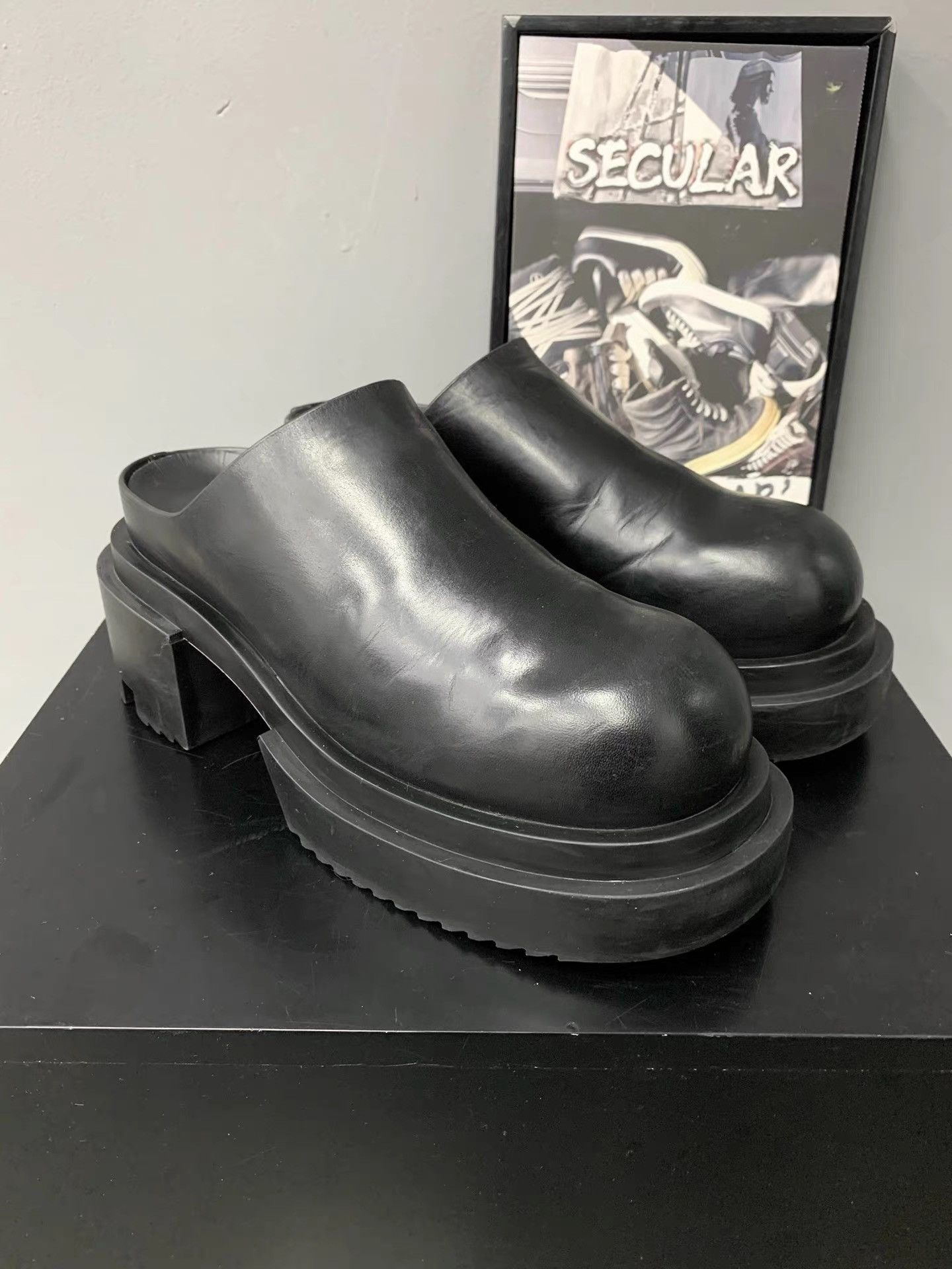 Rick Owens 24SS Bogun Slide Cow Leather Mule K34