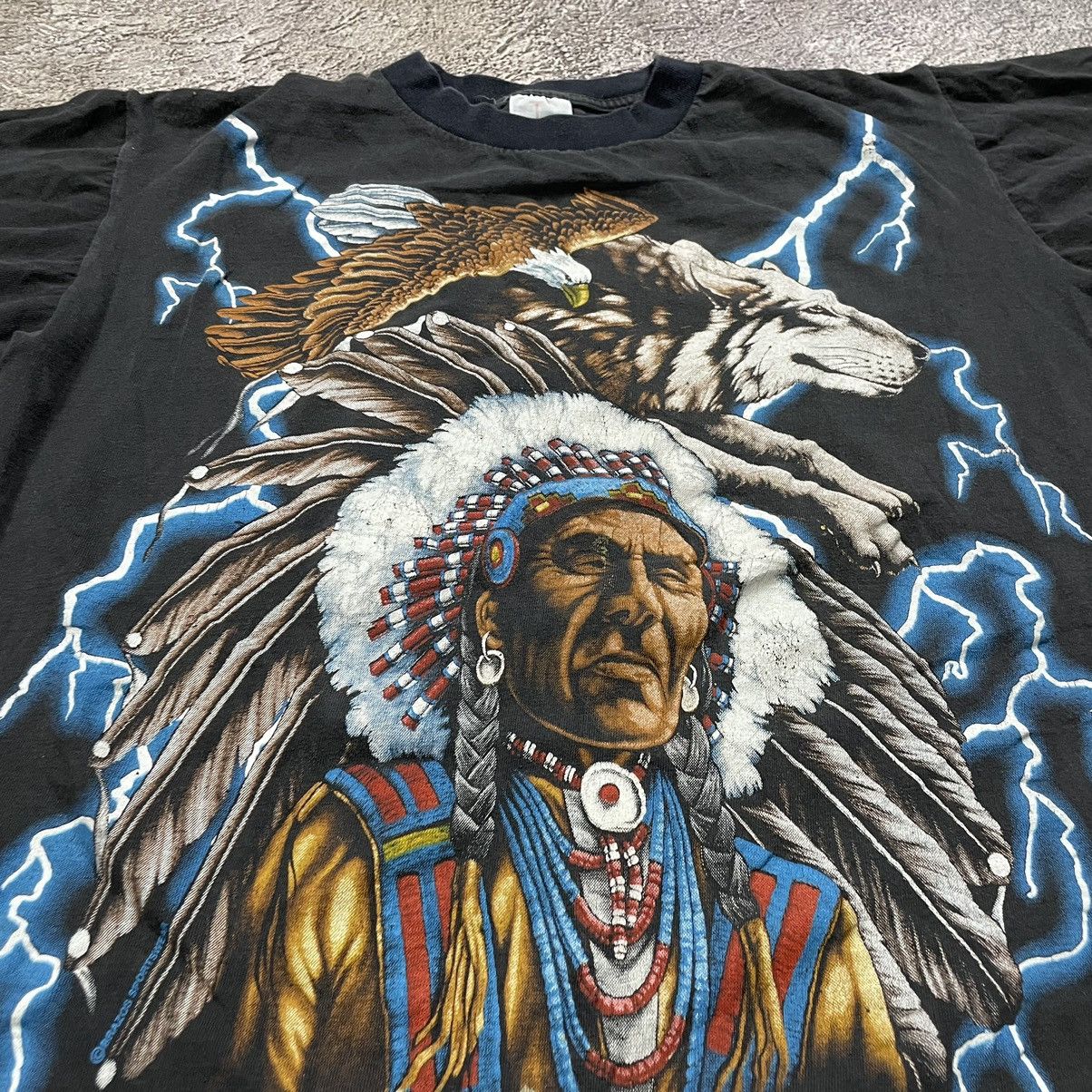 Vintage Vintage Y2K Native American Lightning Graphic Tee Grunge M Size US M / EU 48-50 / 2 - 1 Thumbnail