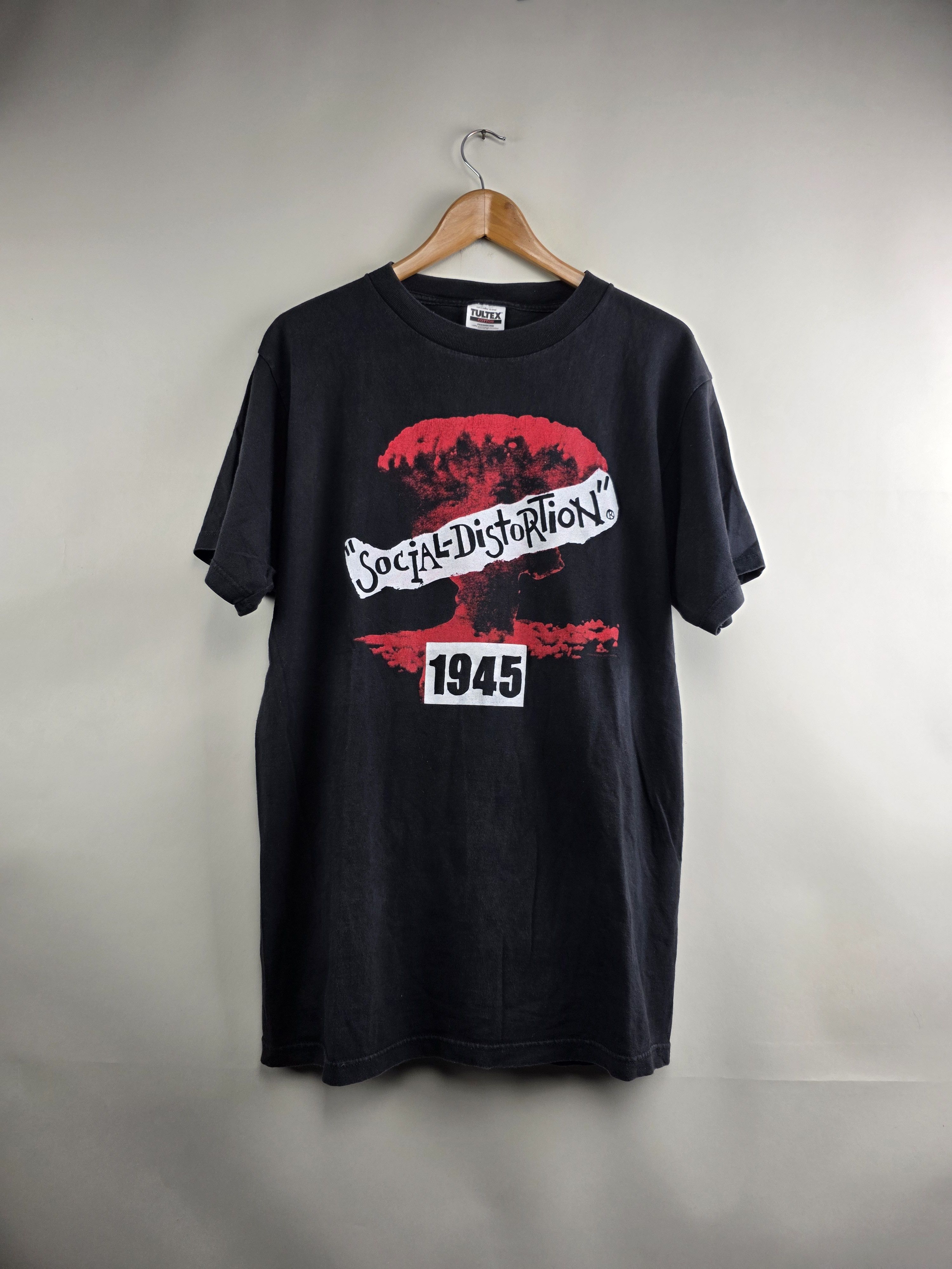 Band Tees × Vintage 1996 Social Distortion 1945 Hiroshima Atomic bomb L Size US L / EU 52-54 / 3 - 1 Thumbnail