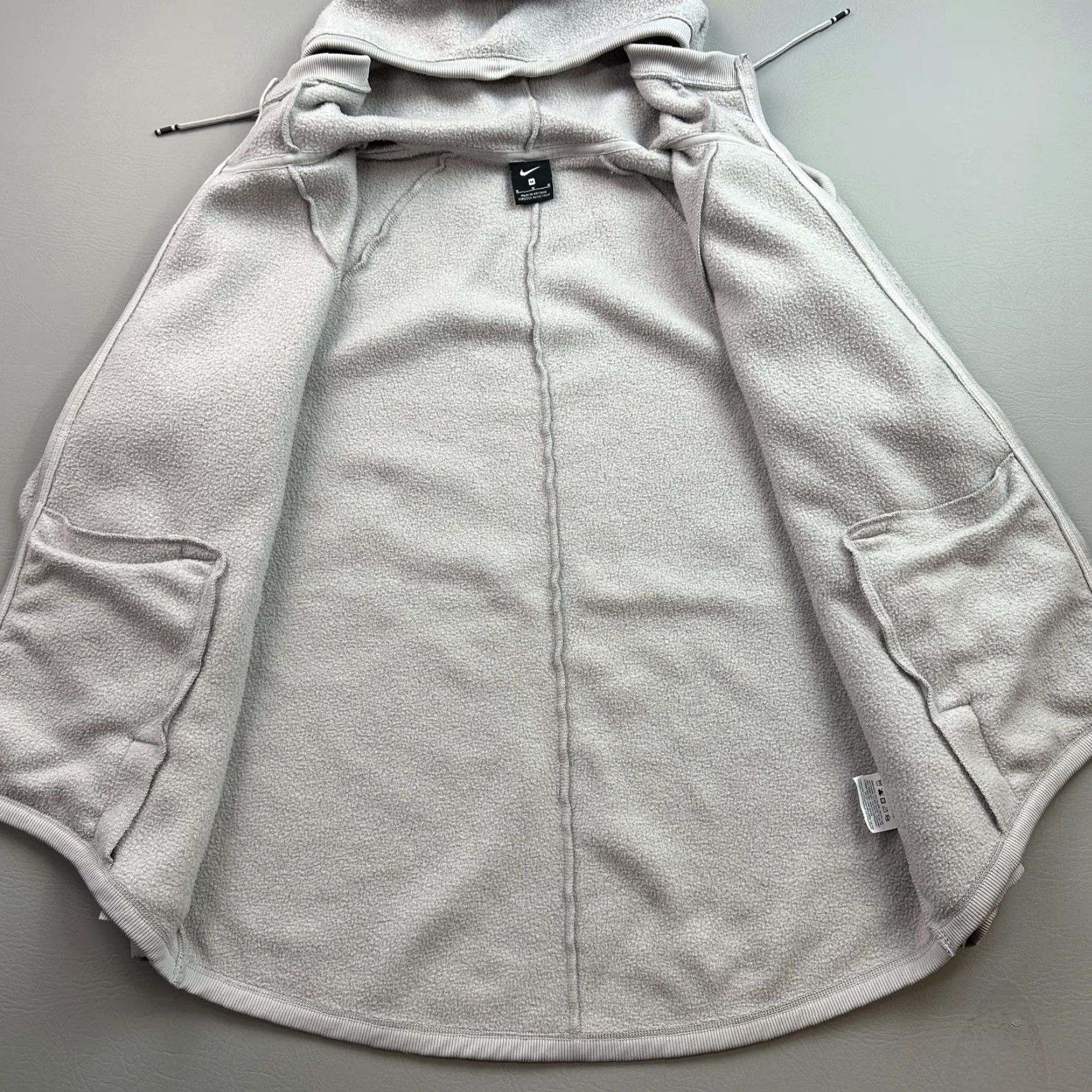 Nike Nike Hoodie Women's Medium Gray Therma Fleece Full Zip Cozy Activewear Swoosh Size M / US 6-8 / IT 42-44 - 4 Thumbnail