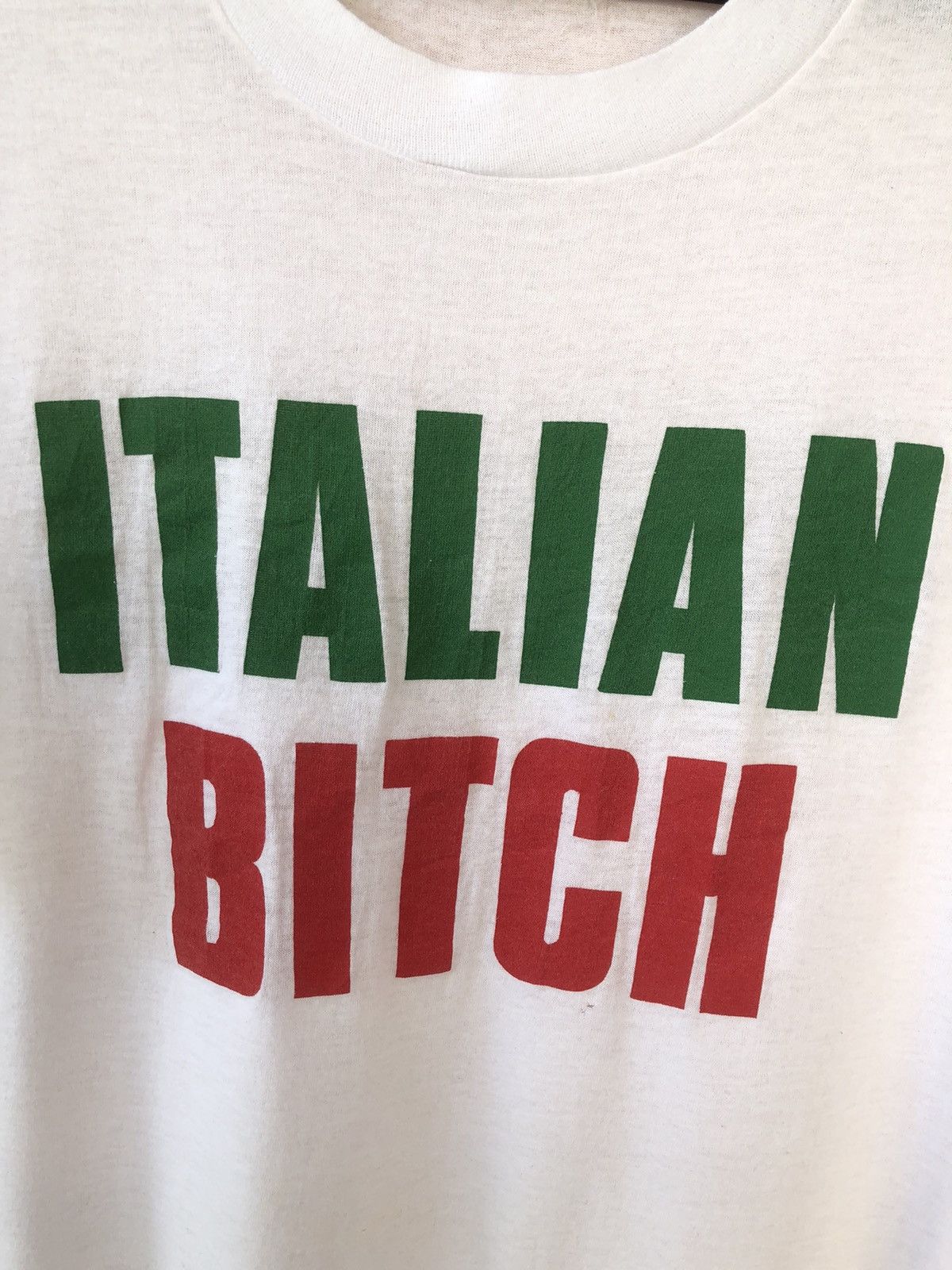 Vintage 🔥 80s Paperthin ITALIAN BITCH Vintage Tee Size US L / EU 52-54 / 3 - 3 Thumbnail