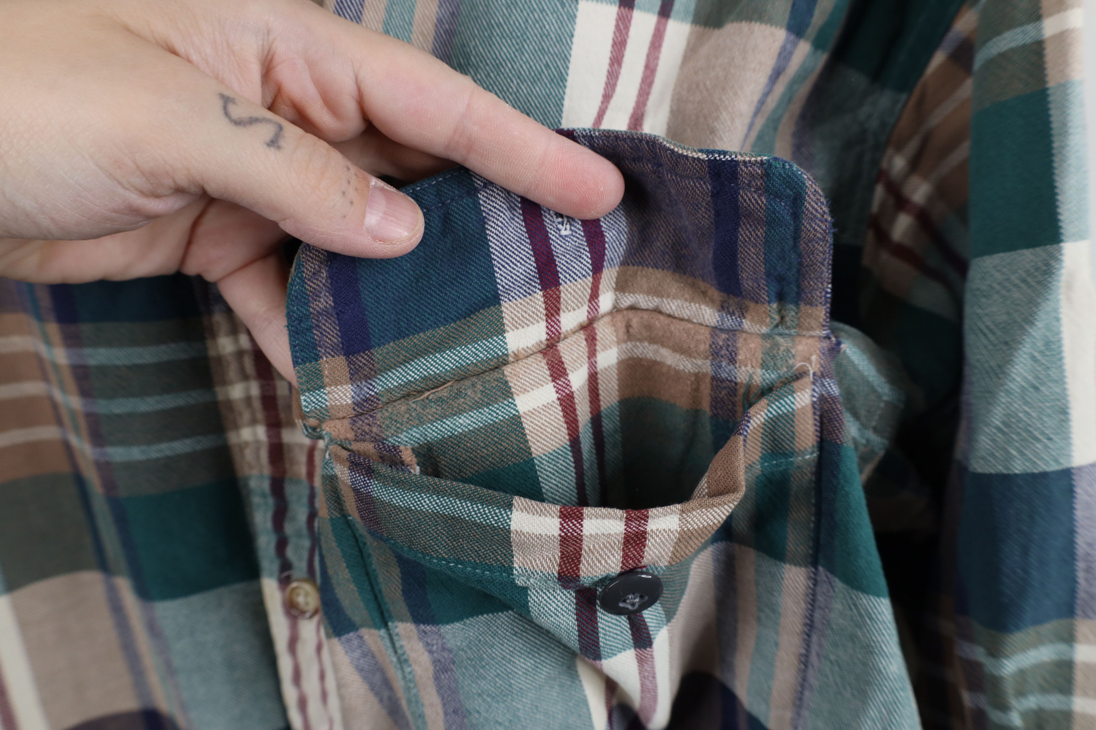 Eddie Bauer Vintage 90s Eddie Bauer Bainbridge Flannel Button Shirt Size US M / EU 48-50 / 2 - 6 Thumbnail