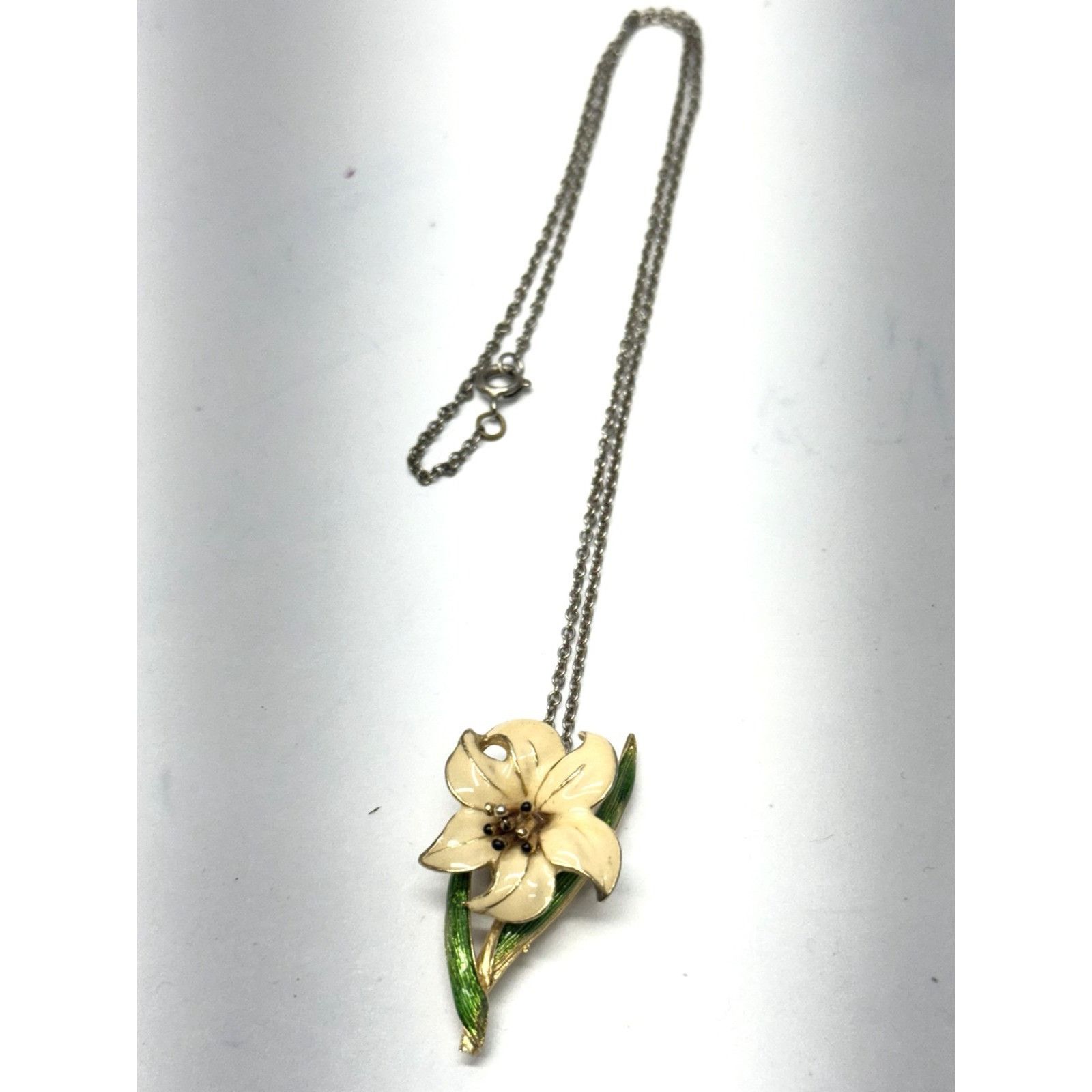 Vintage Vintage enamel flower pendant necklace Size ONE SIZE - 1 Thumbnail