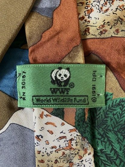 WWF Vintage World Wildlife Fund (WWF) Grizzly Bear Silk Necktie Size ONE SIZE - 6 Thumbnail