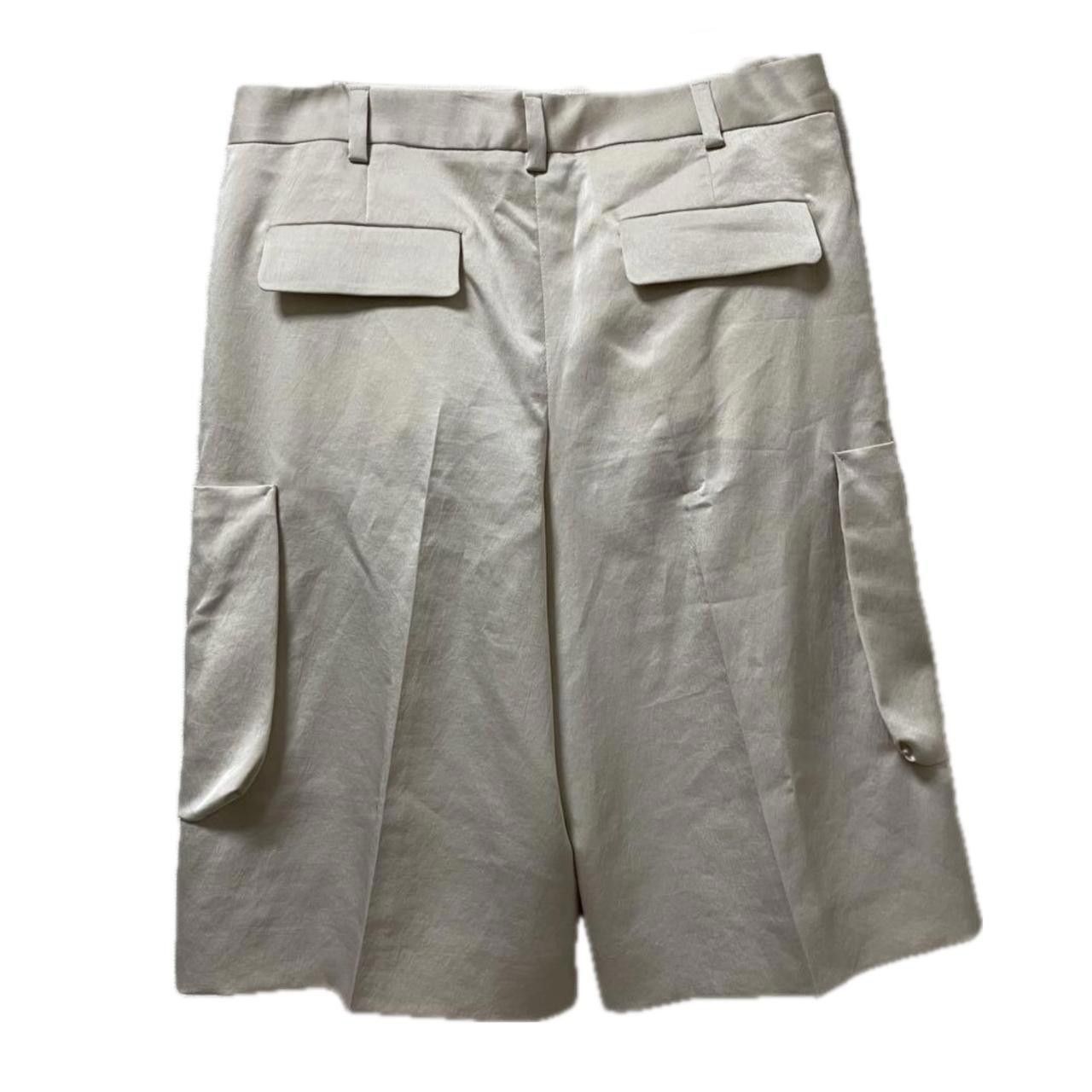 Valentino Valentino Silk Shorts w Pockets Size 28" / US 6 / IT 42 - 2 Thumbnail