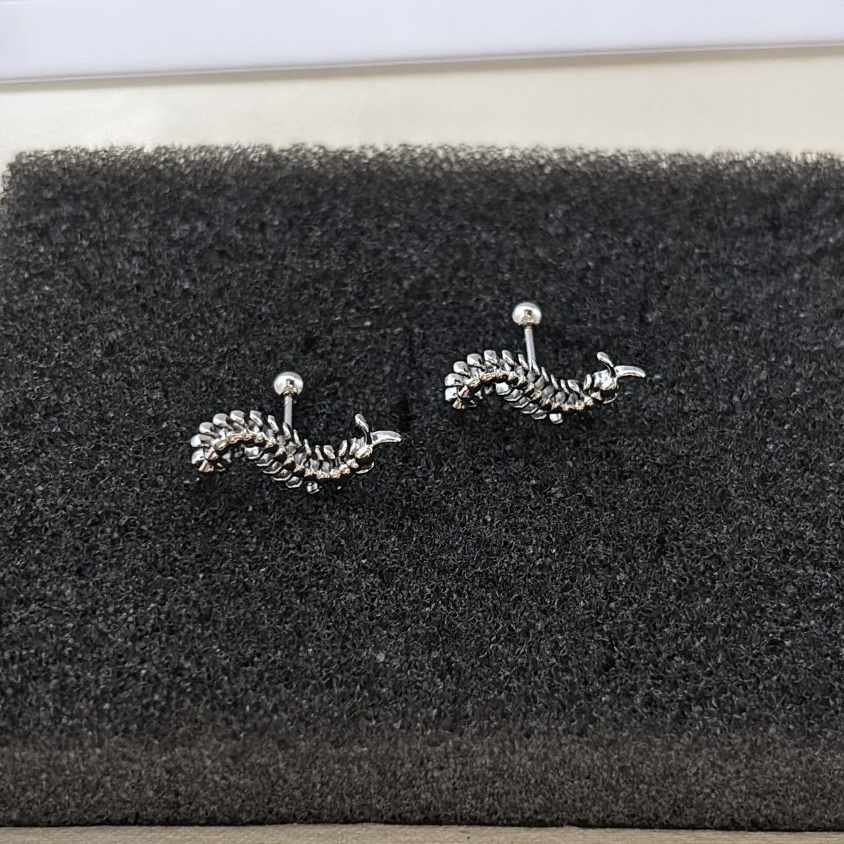 Other Centipede Stud Earrings for Men Women Punk Hip Hop Unisex Size ONE SIZE - 3 Thumbnail