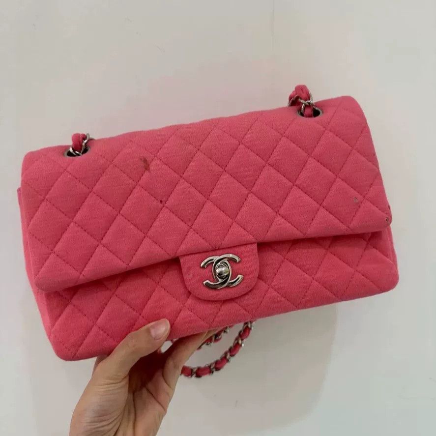 Chanel Pre-loved Bag Very good condition Size ONE SIZE - 1 Thumbnail
