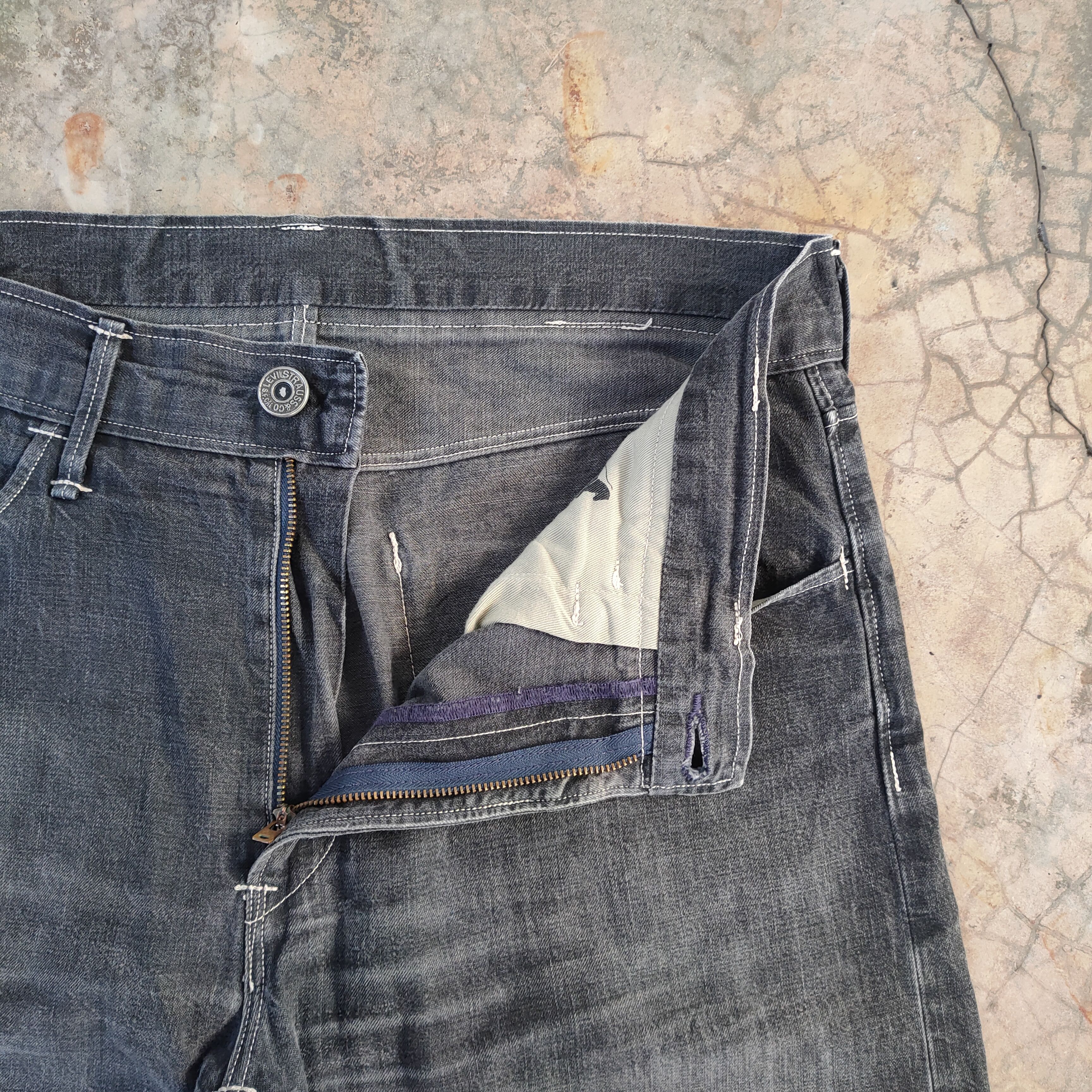Levi's Vintage Clothing Levi's faded black jeans denim pants Size US 34 / EU 50 - 9 Thumbnail