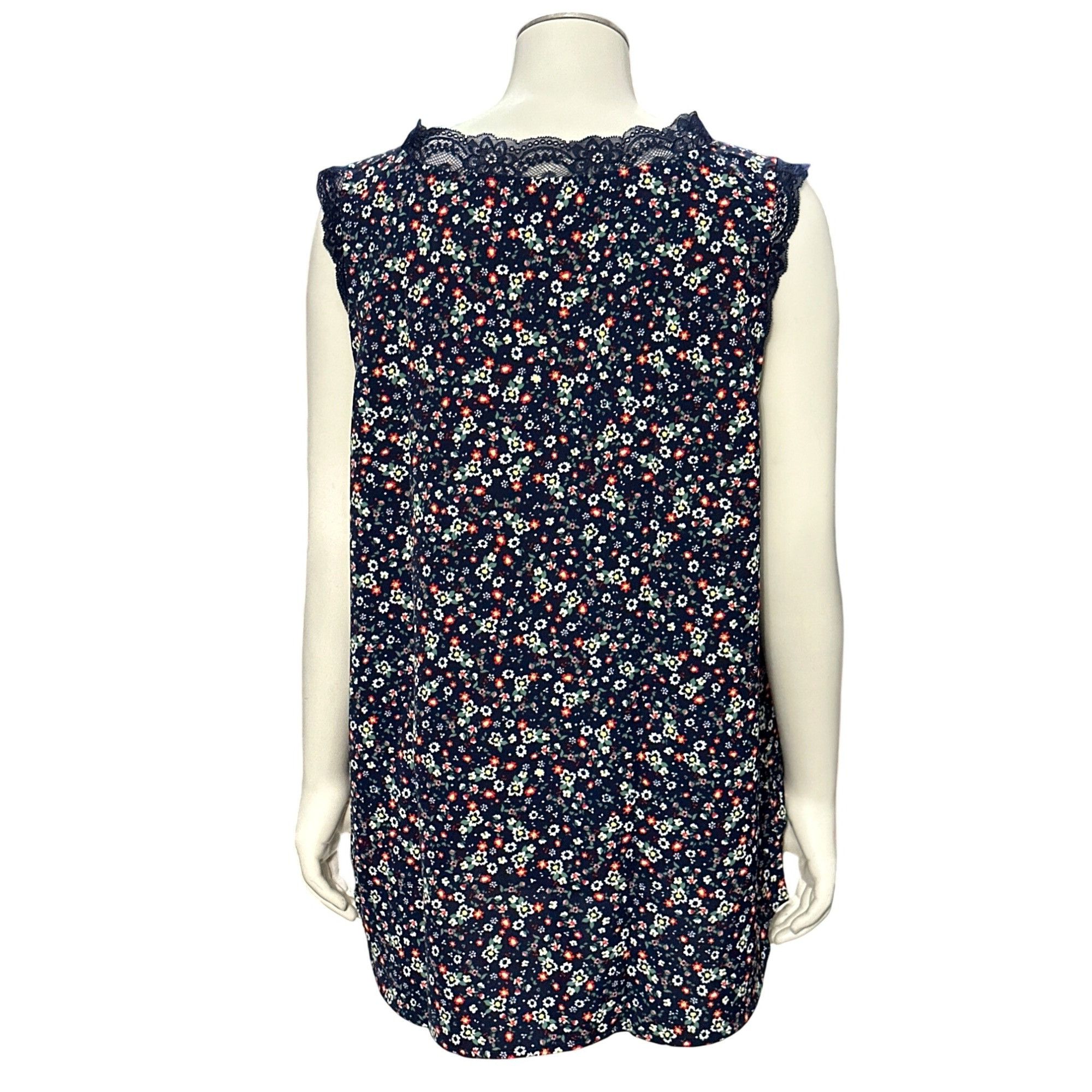 Other CCC Floral Sleeveless Blouse With Lace Trim V Neck Navy Size Size XL / US 12-14 / IT 48-50 - 3 Thumbnail