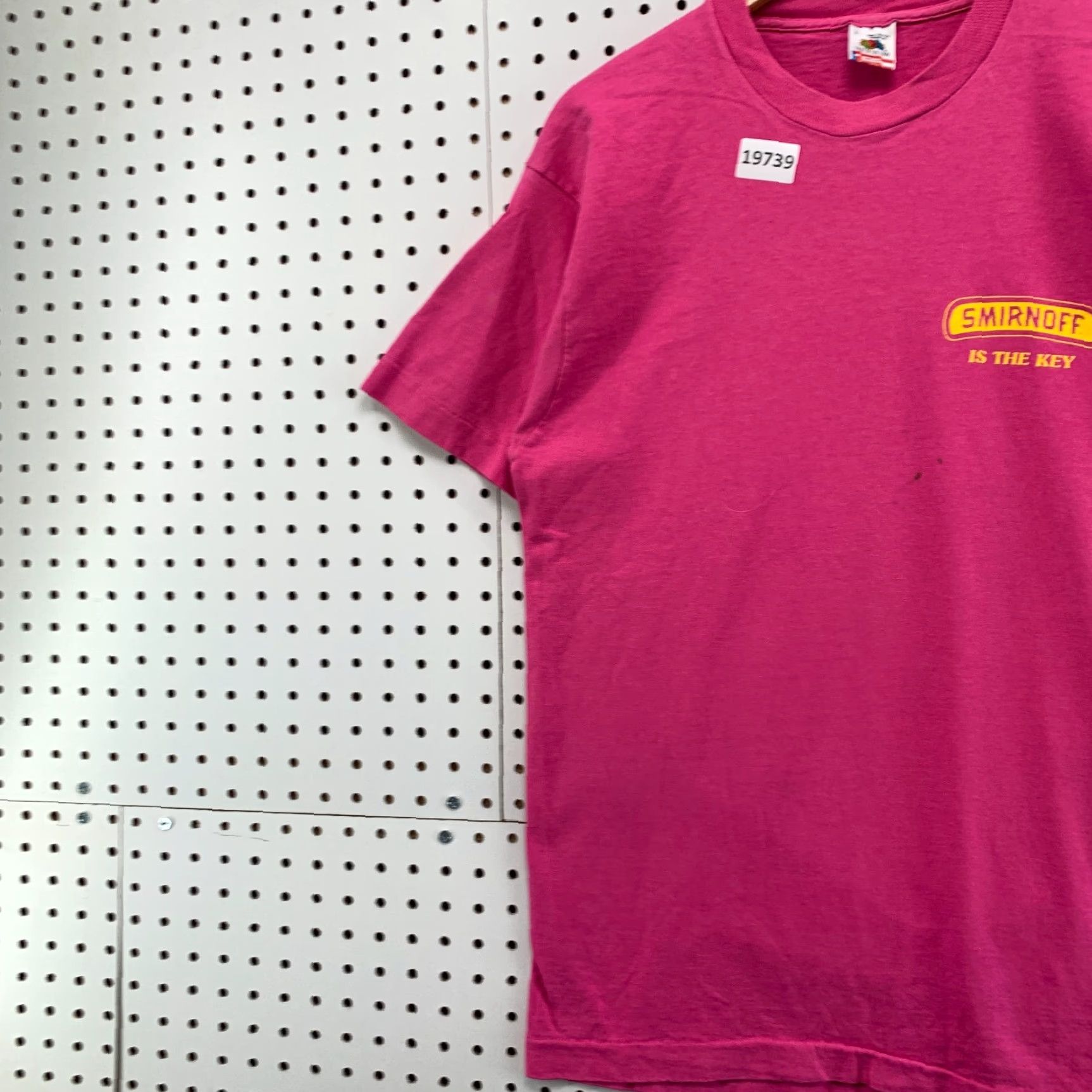 Fruit Of The Loom VINTAGE Smirnoff Key West Shirt Mens Large Pink 90s Graphic Print Cotton Cotton Blend T-Shirt Size US L / EU 52-54 / 3 - 4 Thumbnail