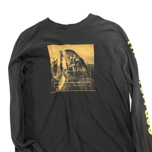The North Face The North Face Black and Gold Long Sleeve Tee Size US L / EU 52-54 / 3 - 1 Thumbnail