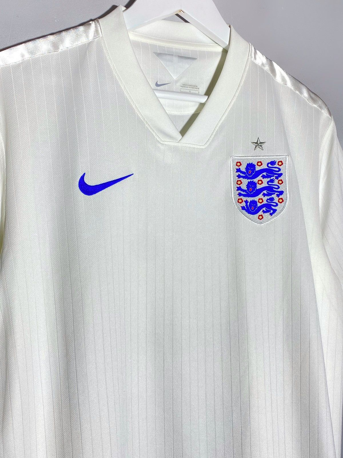Nike Nike England 2014 Home Fifa World Cup Soccer Jersey Size US L / EU 52-54 / 3 - 3 Thumbnail