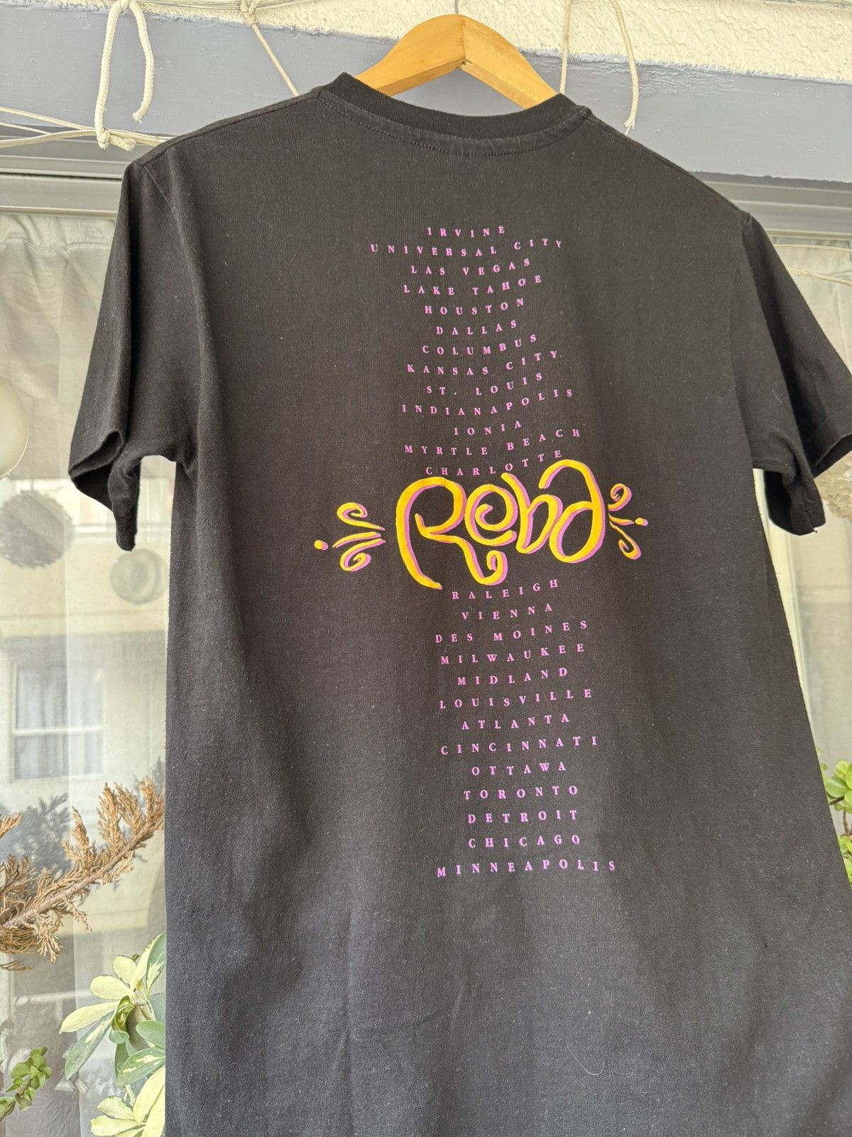Band Tees Vintage 90’s Reba McEntire tour Size US S / EU 44-46 / 1 - 8 Thumbnail