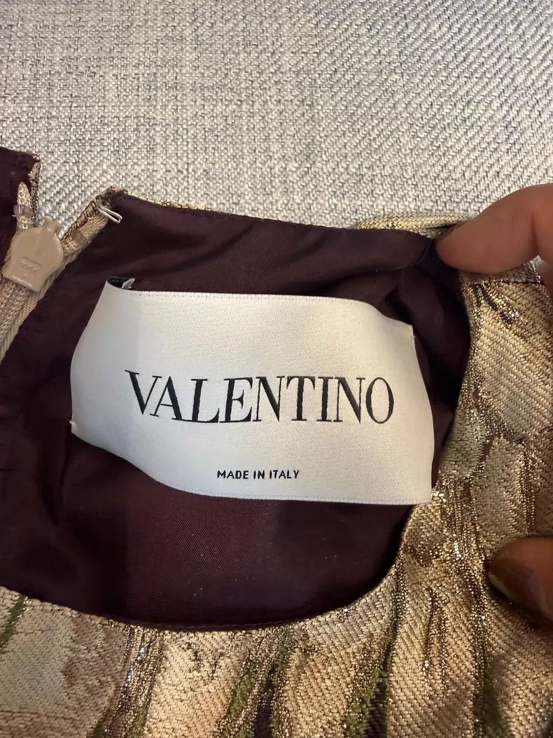 Valentino Valentino dress Size XS / US 0-2 / IT 36-38 - 2 Thumbnail