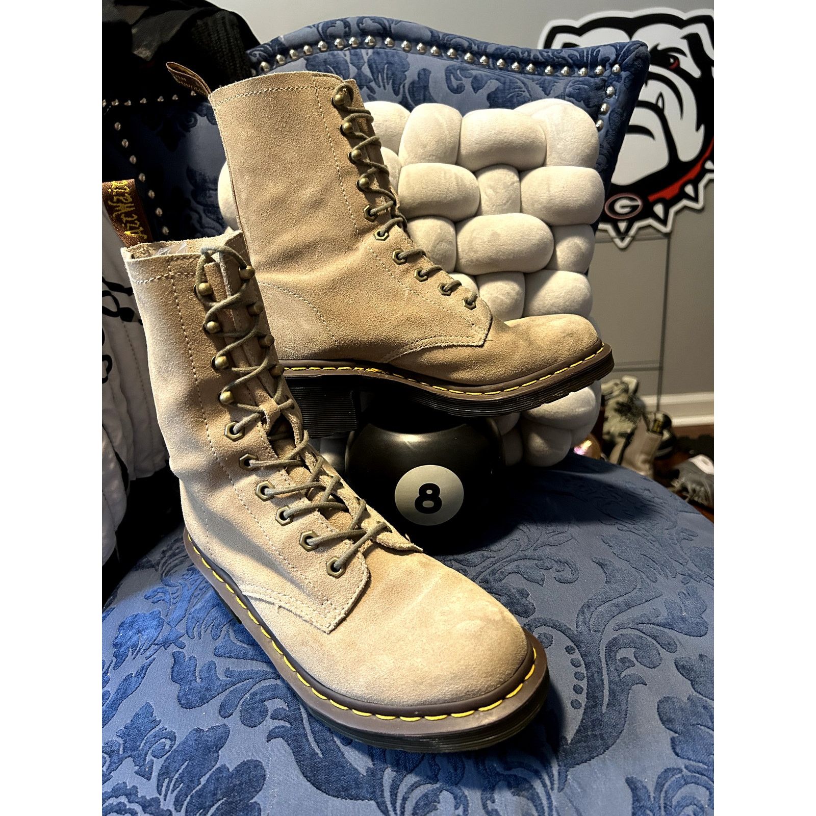 Dr. Martens Dr Martens Casey Light Grey Suede size 7/EU 38 Size US 7 / IT 37 - 1 Thumbnail