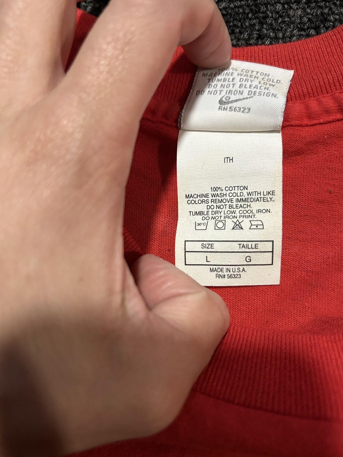 Nike × Vintage Vintage Nike PLAY tee shirt Size US L / EU 52-54 / 3 - 4 Thumbnail