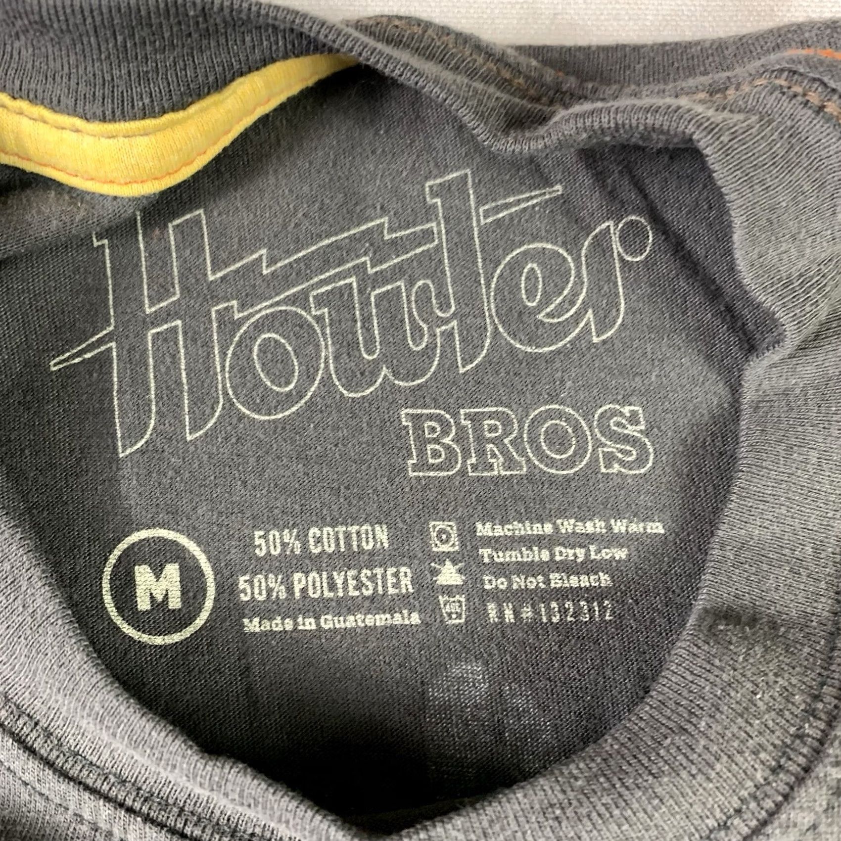 Howler Brothers Howler Brothers Los Hermanos Howler Pocket T-Shirt Mens Medium Gray Shirt Short Sleeve Crew Neck Pocket Graphic Print Cotton Knit 2020s Mens Size US M / EU 48-50 / 2 - 4 Thumbnail