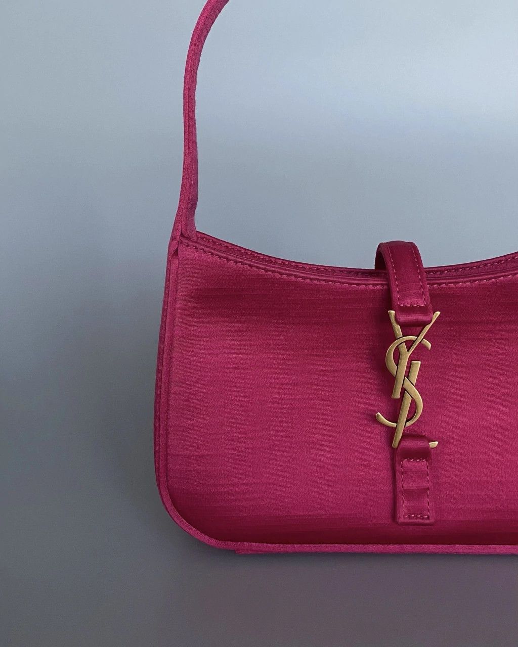 Saint Laurent Paris o1tp1o0125 Size: OS/Mini Hobo Bag in Guava Pink Size ONE SIZE - 4 Thumbnail
