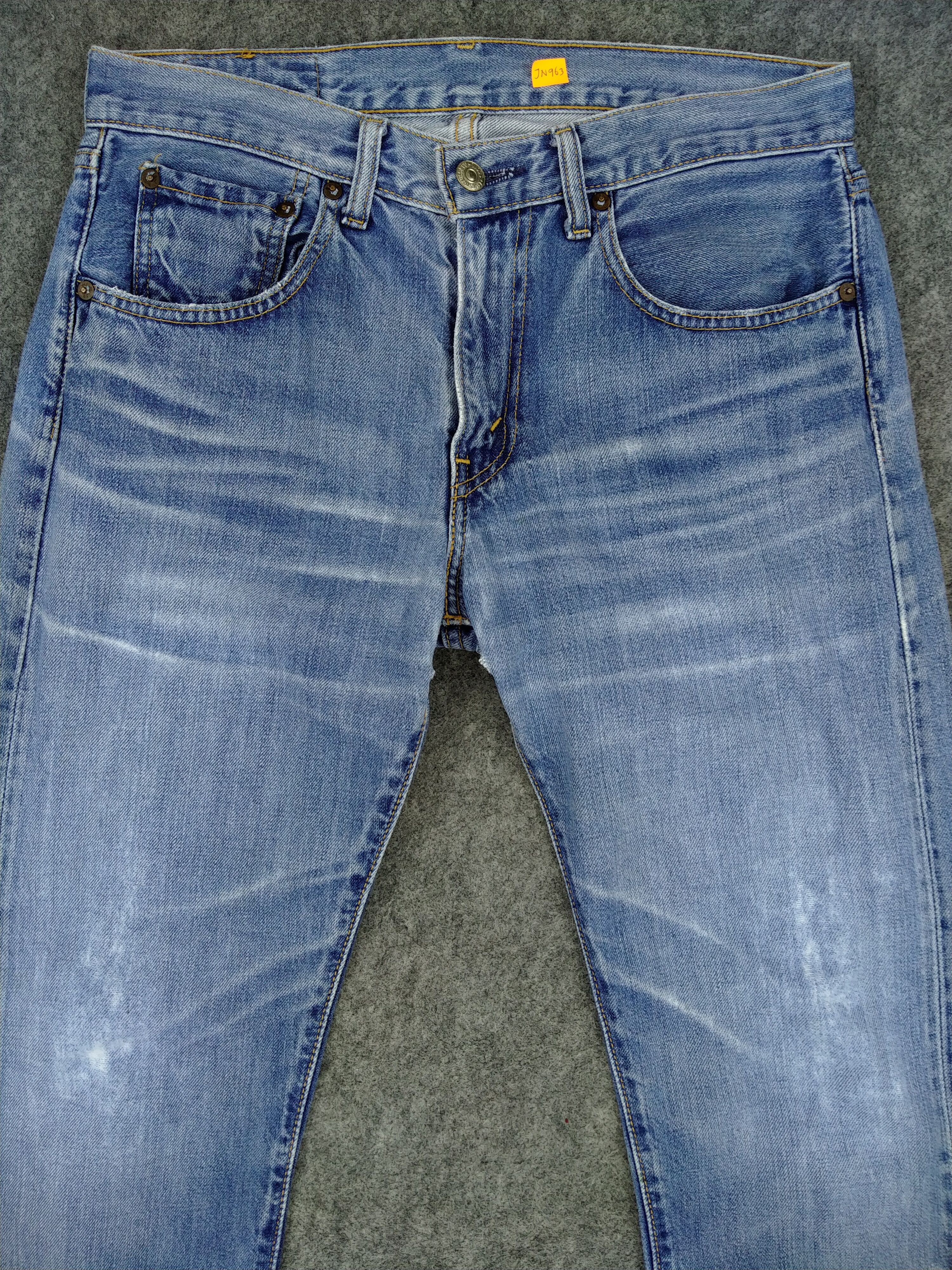 Levi's Blue Wash Vintage Levi's 505 Jeans 31x28.5 Denim JN963 Size US 31 - 3 Thumbnail