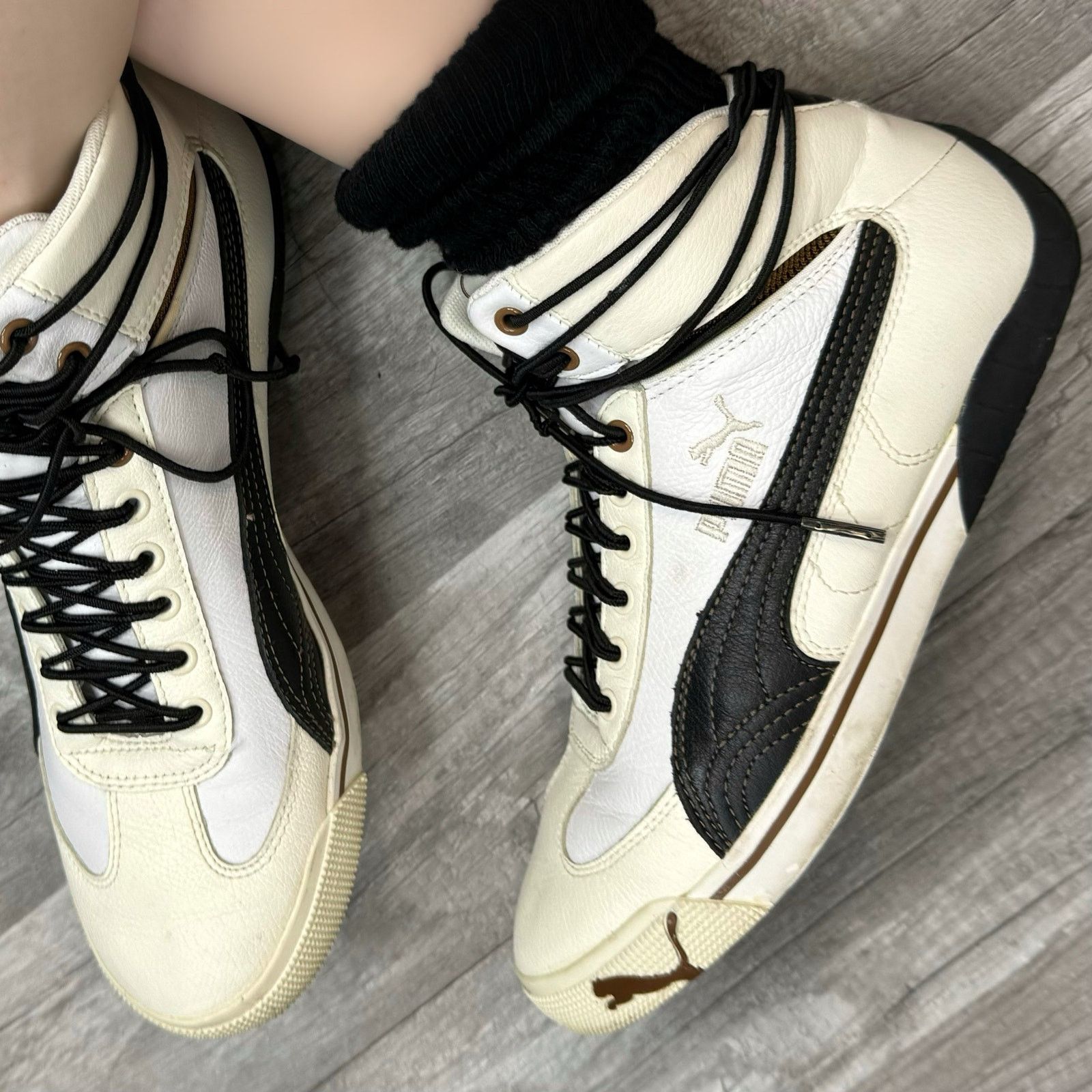 Puma Vintage Puma White Black Lace Up Mid Top Sneakers Bokette 8 Size US 8 / IT 38 - 1 Thumbnail