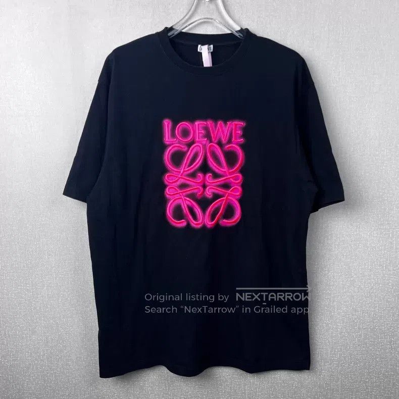 Loewe Loewe Neon pink embroidered logo short-sleeve Size XS / US 0-2 / IT 36-38 - 1 Thumbnail