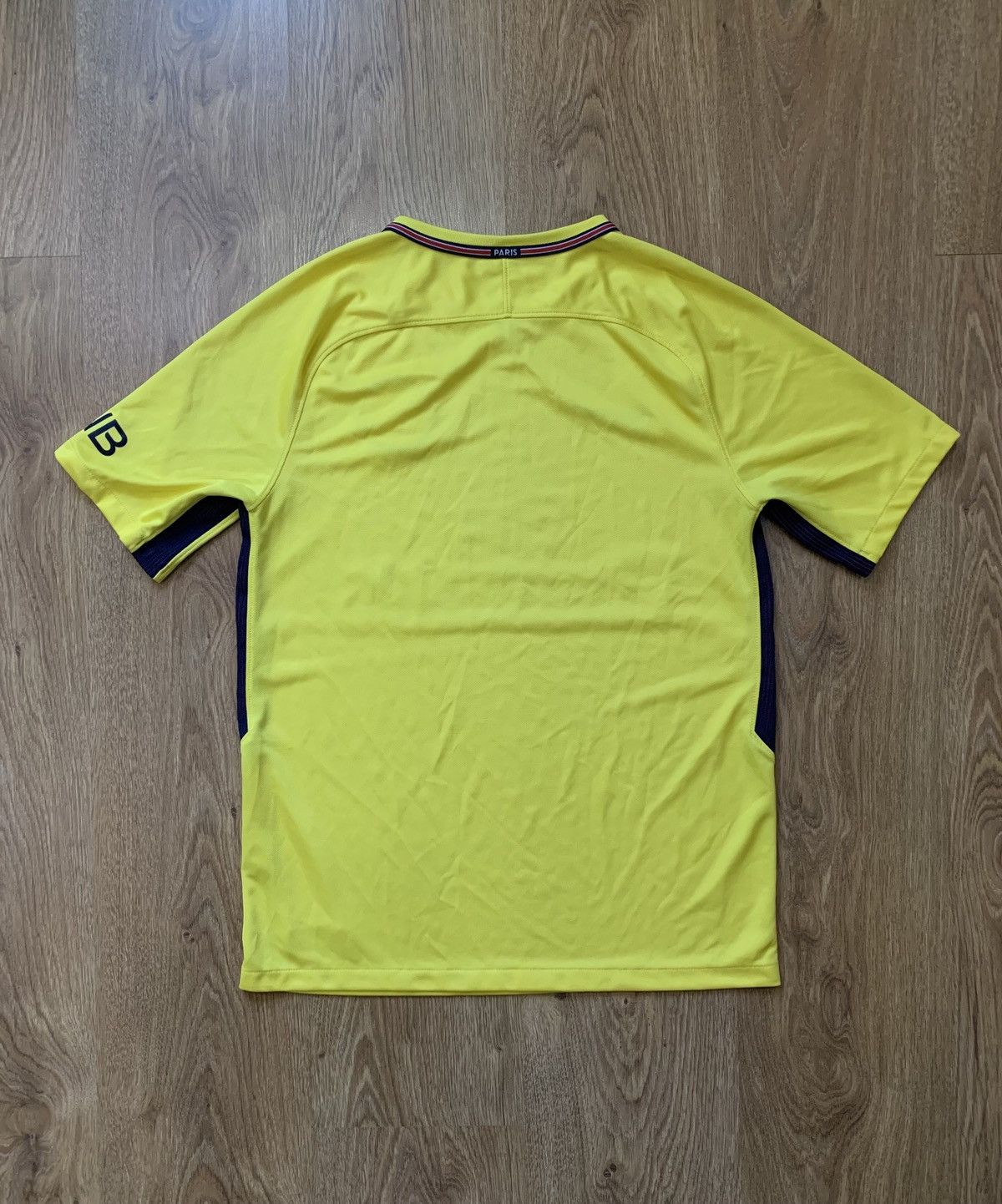 Nike Paris Saint Germain FC PSG 2017 2018 Nike soccer jersey Size US M / EU 48-50 / 2 - 7 Thumbnail