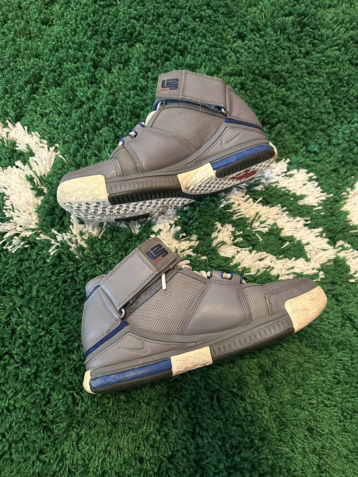 Nike Vintage Zoom Lebron 2 Sneakers 9 Size US 9 / EU 42 - 3 Thumbnail