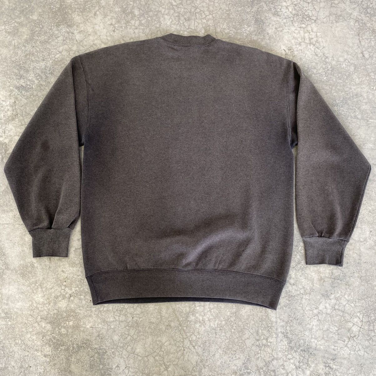 NBA VTG 90’s Chicago Bulls MJ Sun Faded Crewneck Sweatshirt Size US L / EU 52-54 / 3 - 14 Thumbnail